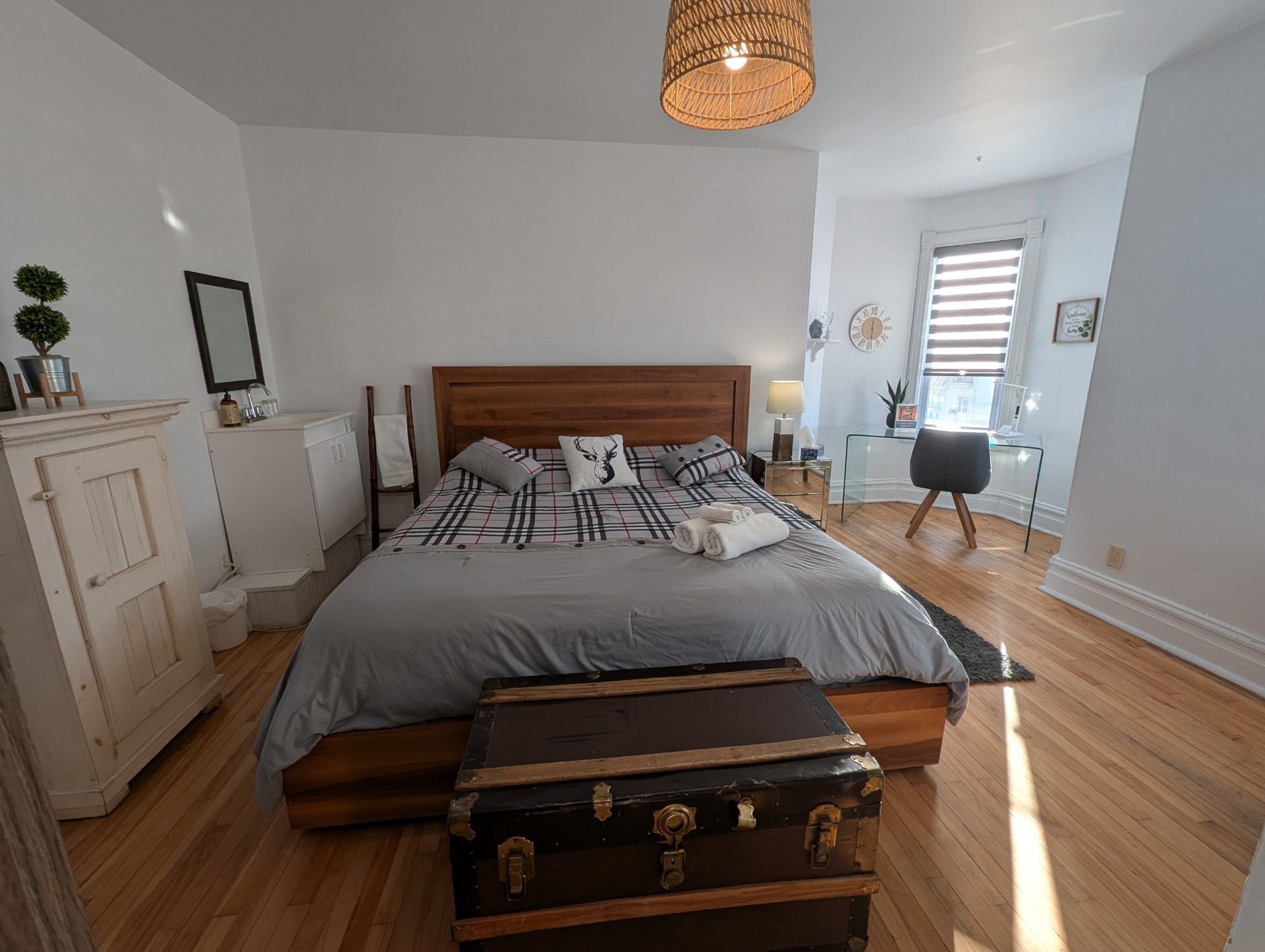 









133


Av. Bethany

,
Lachute,




QC
J8H2L6

