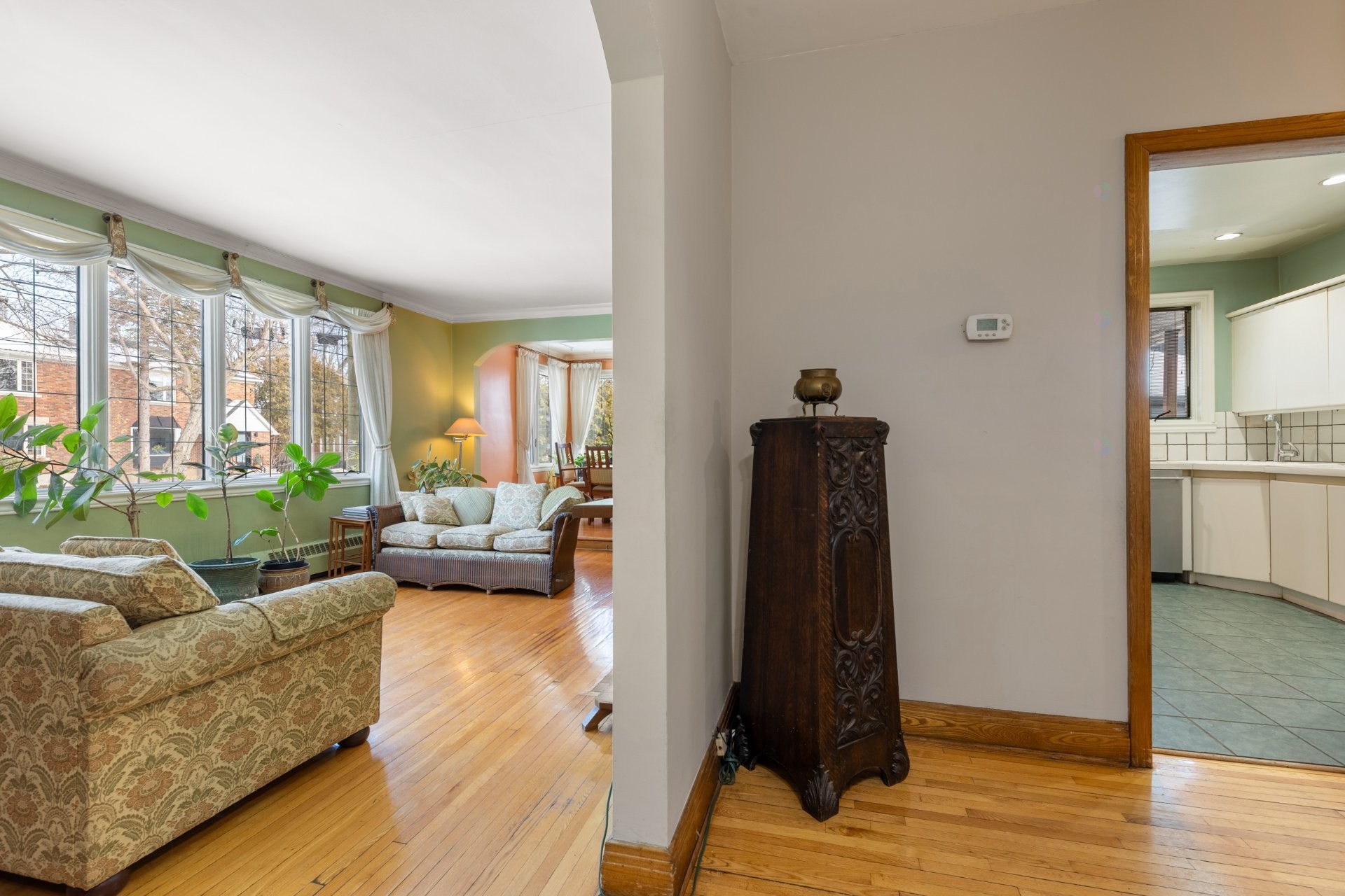 









145


Av. de Stanley

,
Saint-Lambert,




QC
J4R2R4

