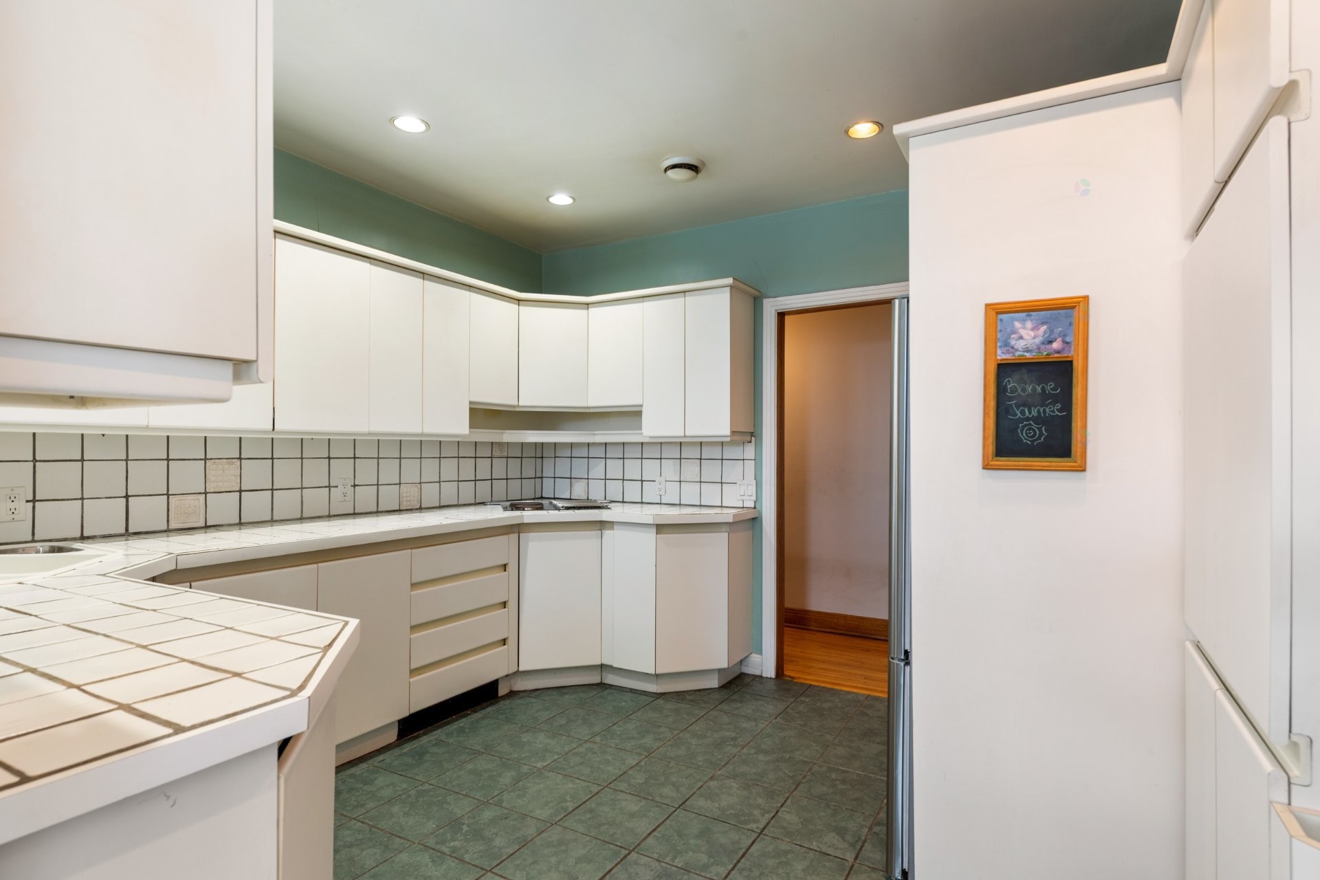 









145


Av. de Stanley

,
Saint-Lambert,




QC
J4R2R4

