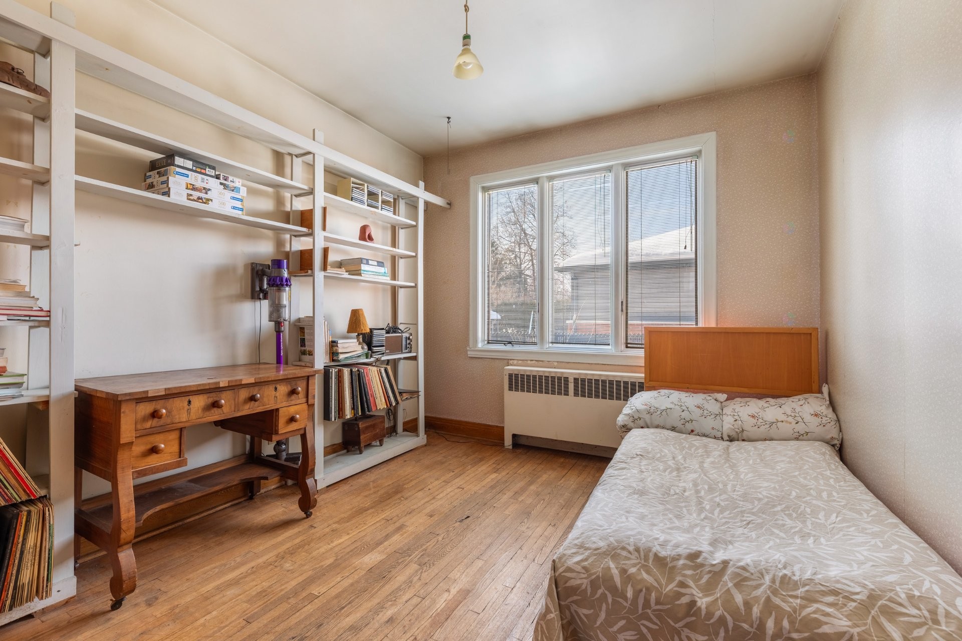 









145


Av. de Stanley

,
Saint-Lambert,




QC
J4R2R4

