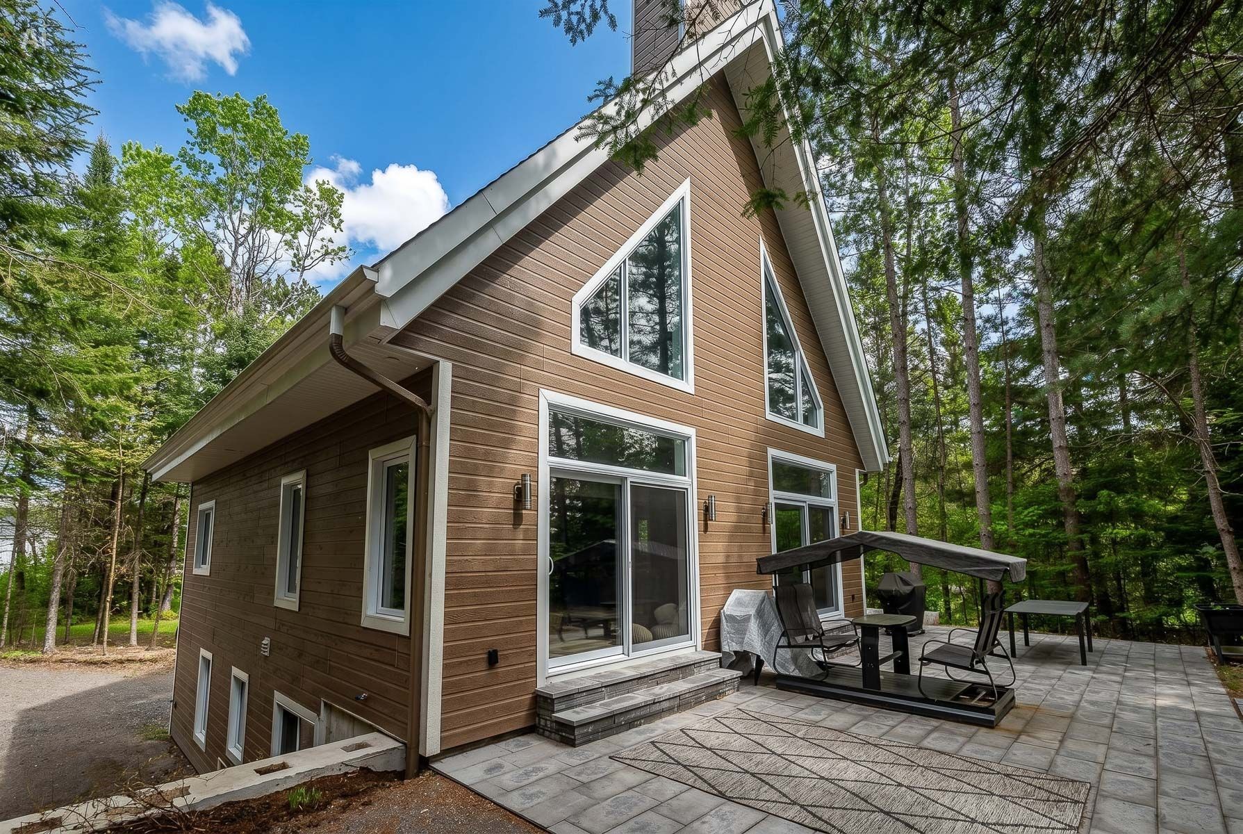 









465


Ch. du Lac-des-Îles

,
Saint-Émile-de-Suffolk,




QC
J0V1Y0

