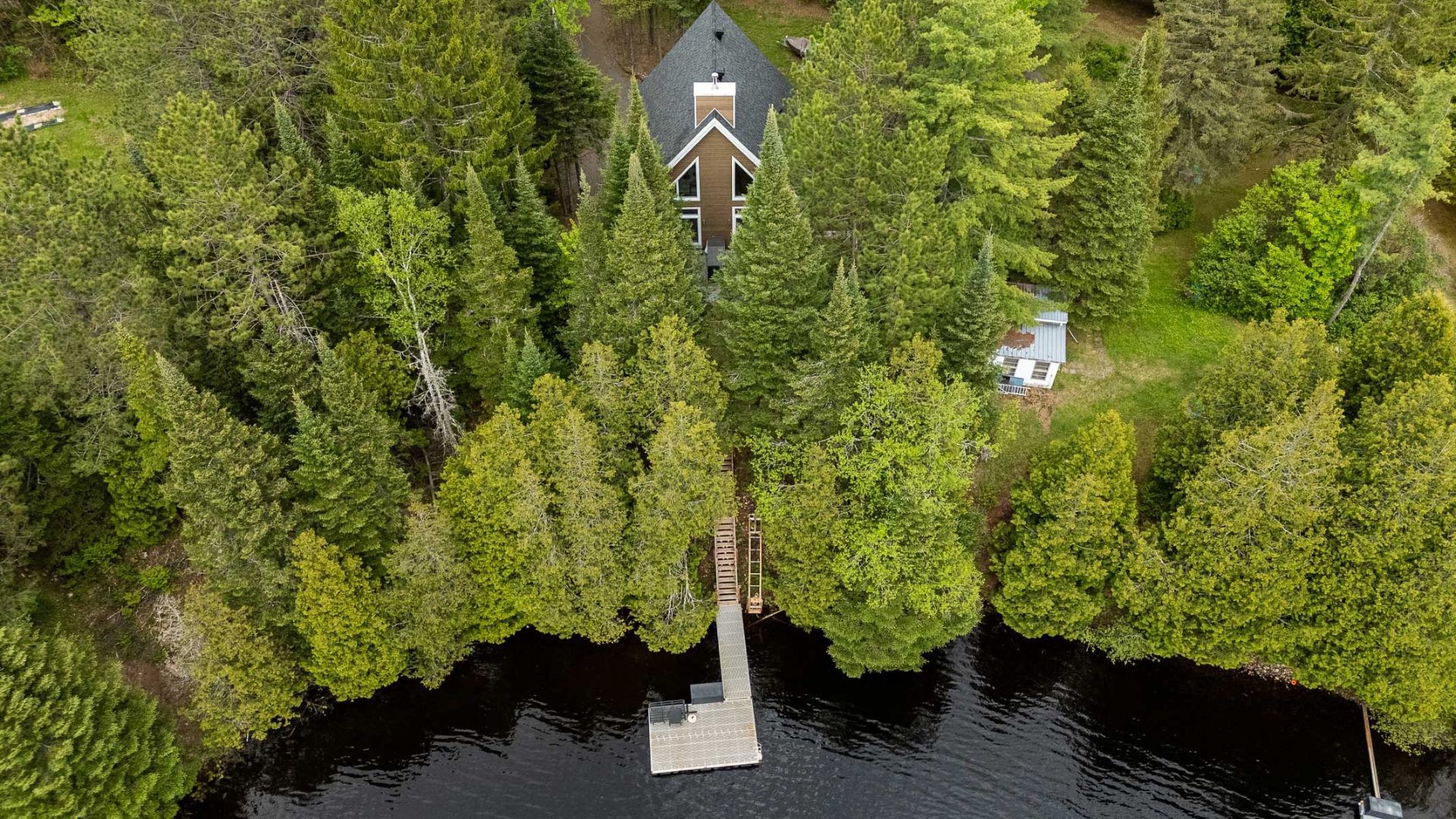 









465


Ch. du Lac-des-Îles

,
Saint-Émile-de-Suffolk,




QC
J0V1Y0


