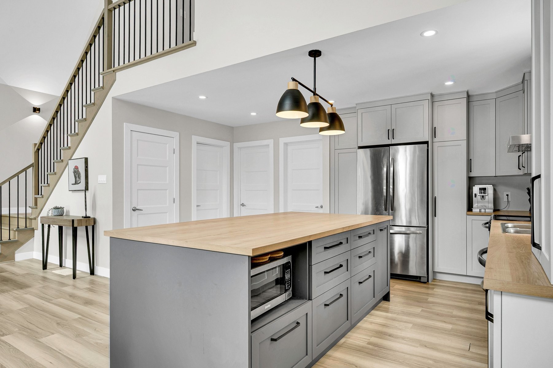 









465


Ch. du Lac-des-Îles

,
Saint-Émile-de-Suffolk,




QC
J0V1Y0

