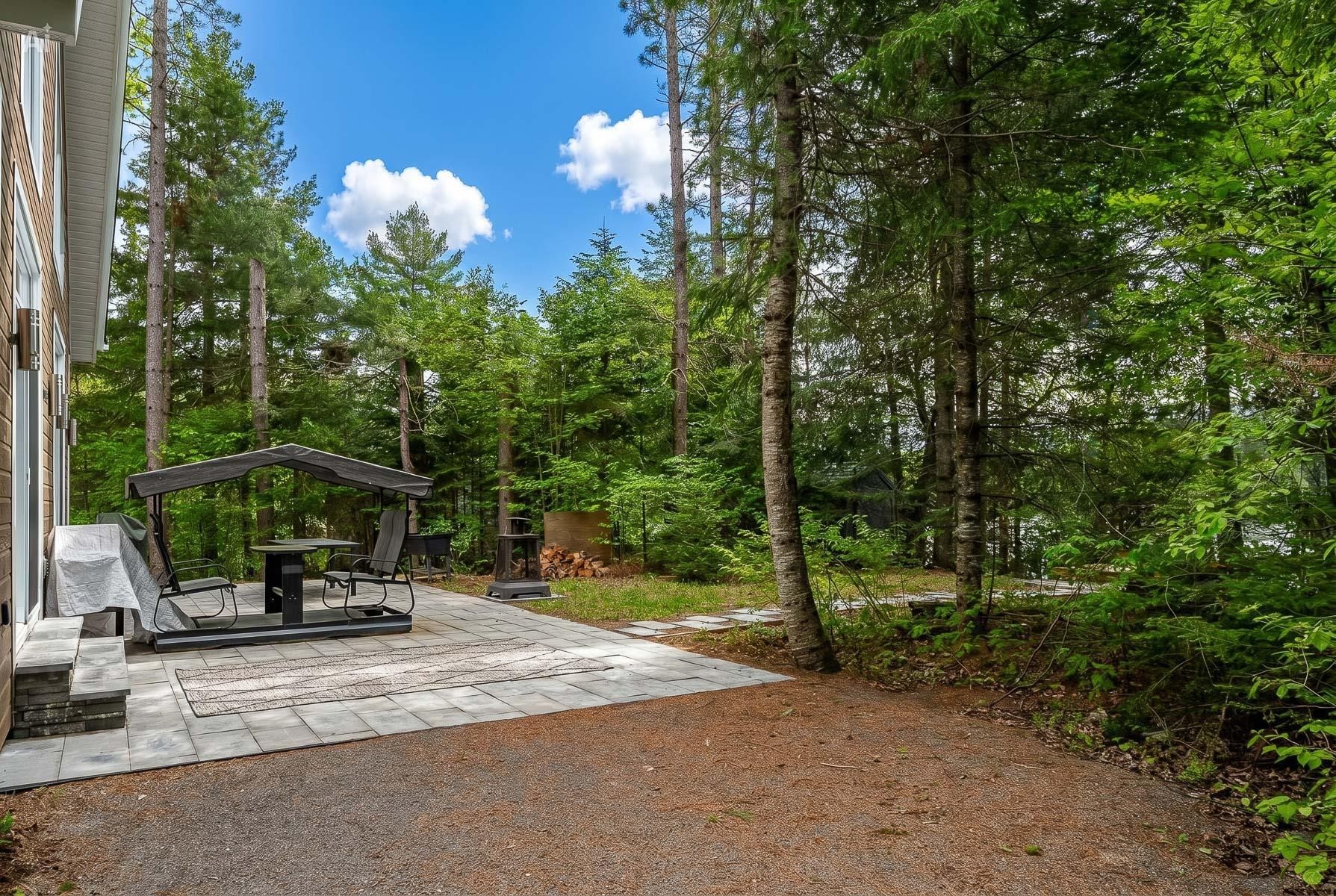 









465


Ch. du Lac-des-Îles

,
Saint-Émile-de-Suffolk,




QC
J0V1Y0

