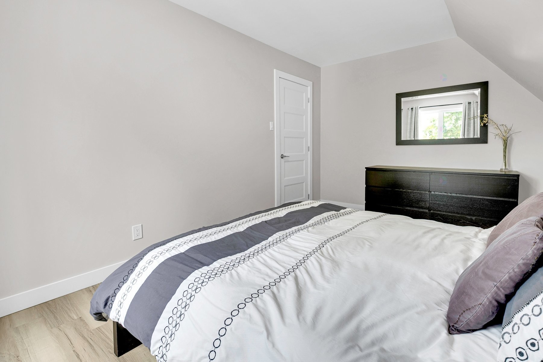









465


Ch. du Lac-des-Îles

,
Saint-Émile-de-Suffolk,




QC
J0V1Y0

