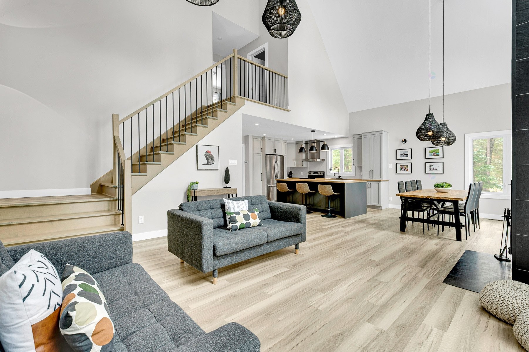 









465


Ch. du Lac-des-Îles

,
Saint-Émile-de-Suffolk,




QC
J0V1Y0

