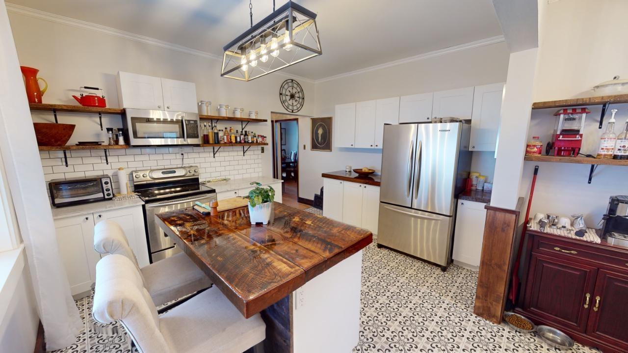 









301


11th

Avenue,
Cranbrook,




BC
V1C 2P7

