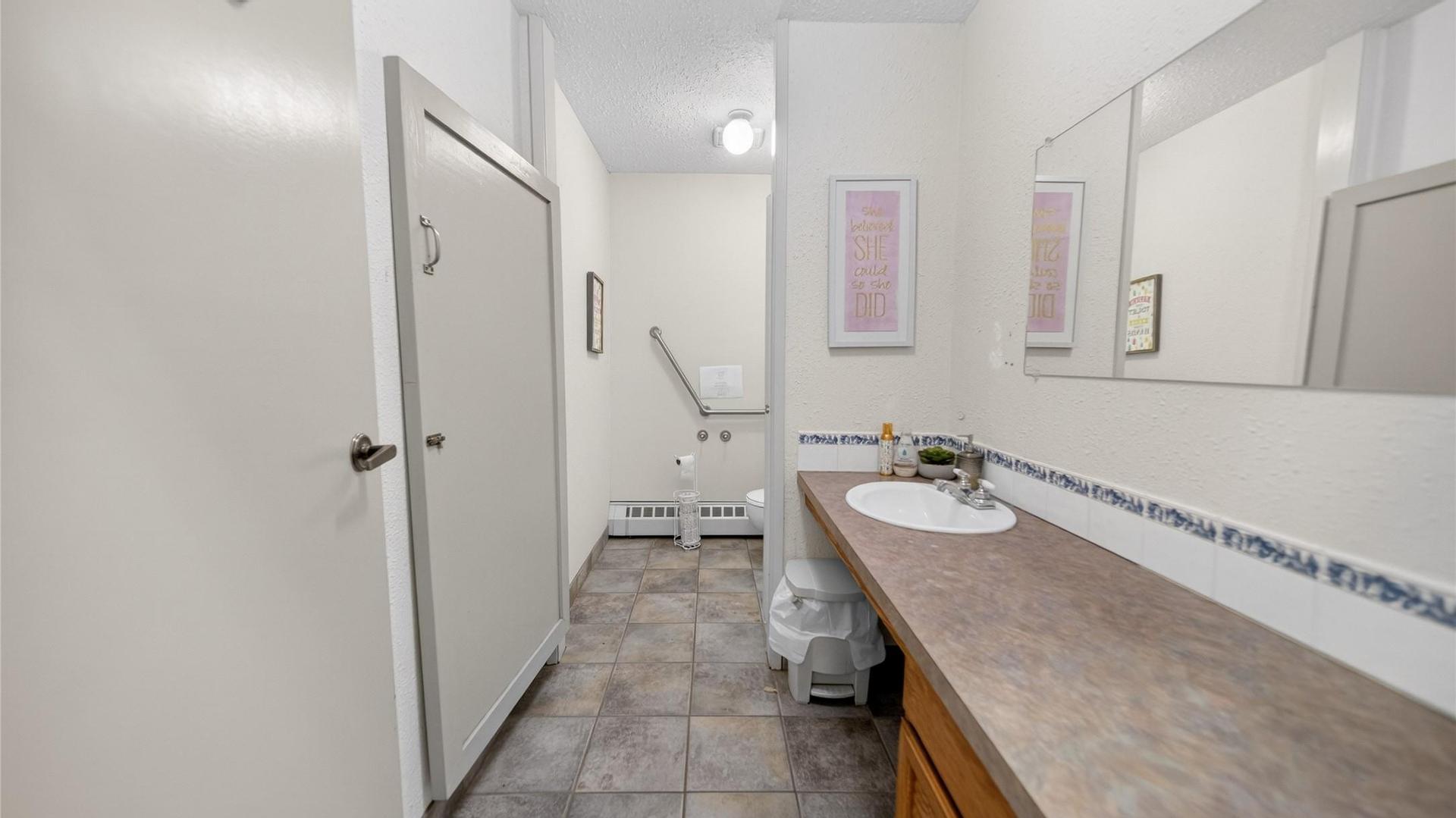 









1775


Shelbourne

Road,
Jaffray,




BC
V0B 1T0

