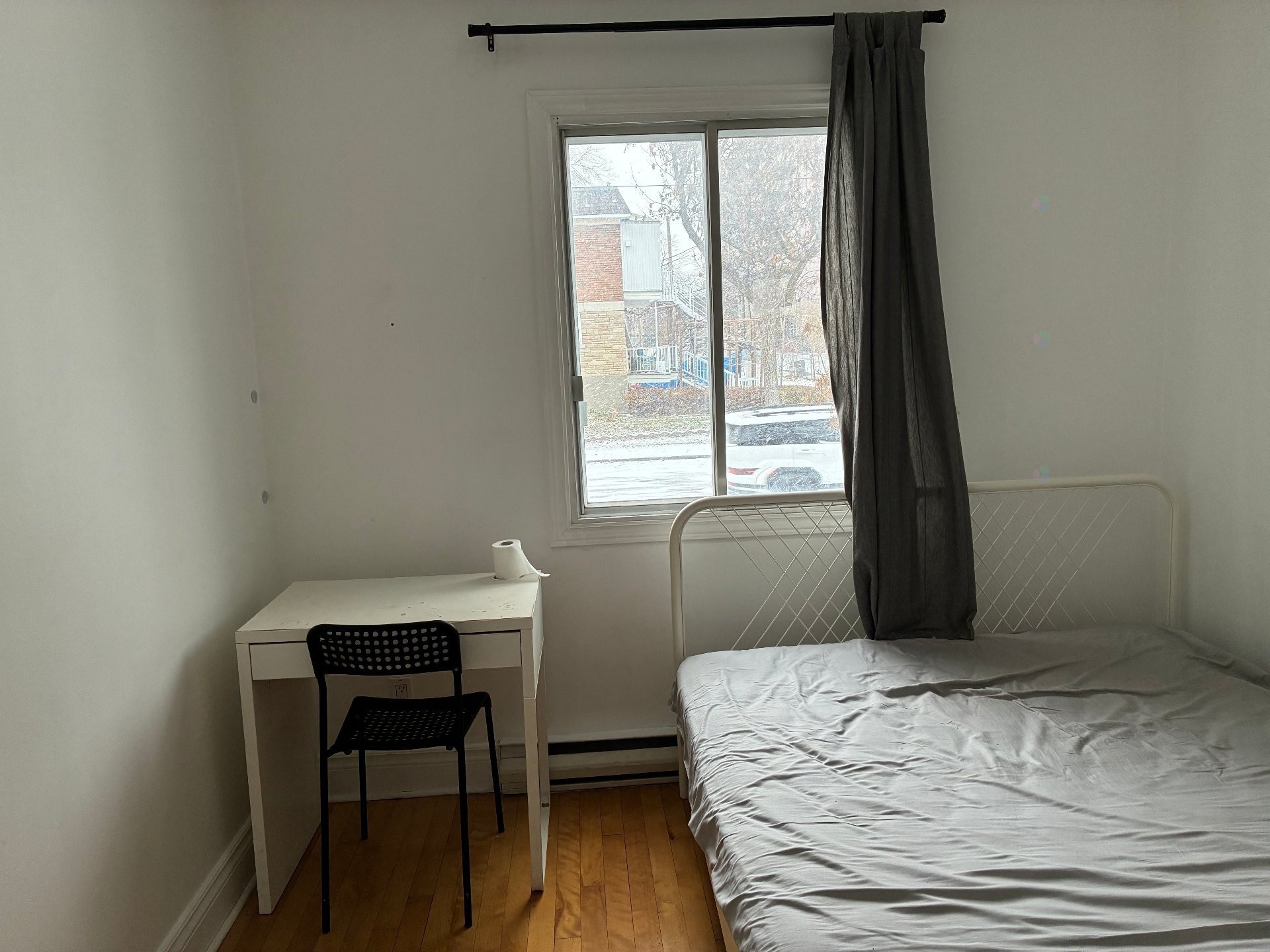 









3900

 - 3902


Av. De Repentigny

,
Montréal (Mercier/Hochelaga-Maisonneuve),




QC
H1M2E7

