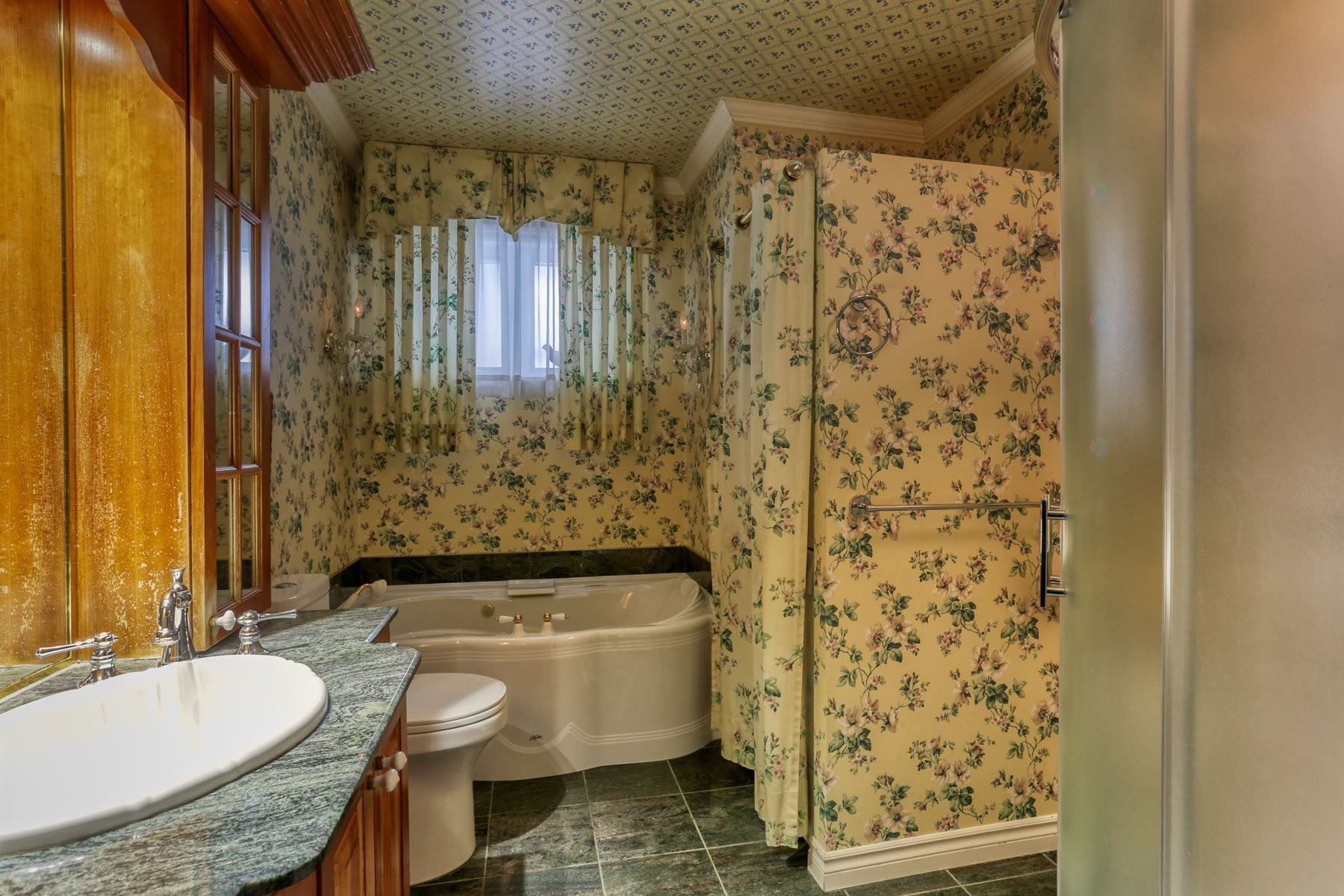 









710


Rue Louis-Camirand

,
Trois-Rivières,




QC
G9A2Y6

