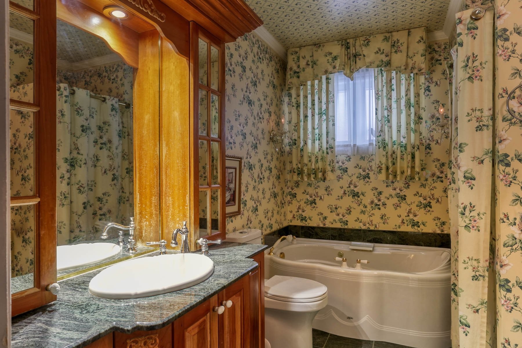 









710


Rue Louis-Camirand

,
Trois-Rivières,




QC
G9A2Y6

