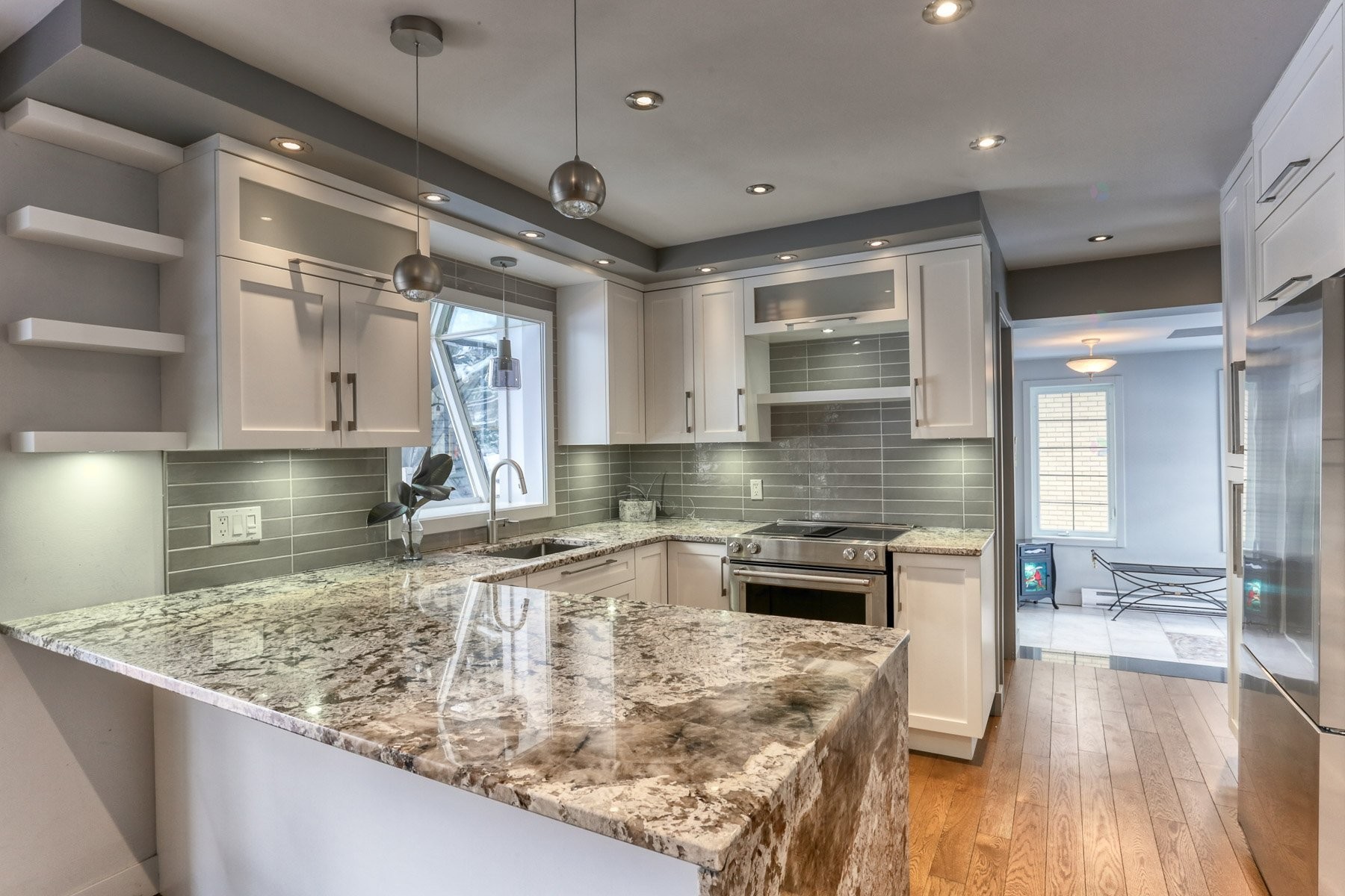 









710


Rue Louis-Camirand

,
Trois-Rivières,




QC
G9A2Y6


