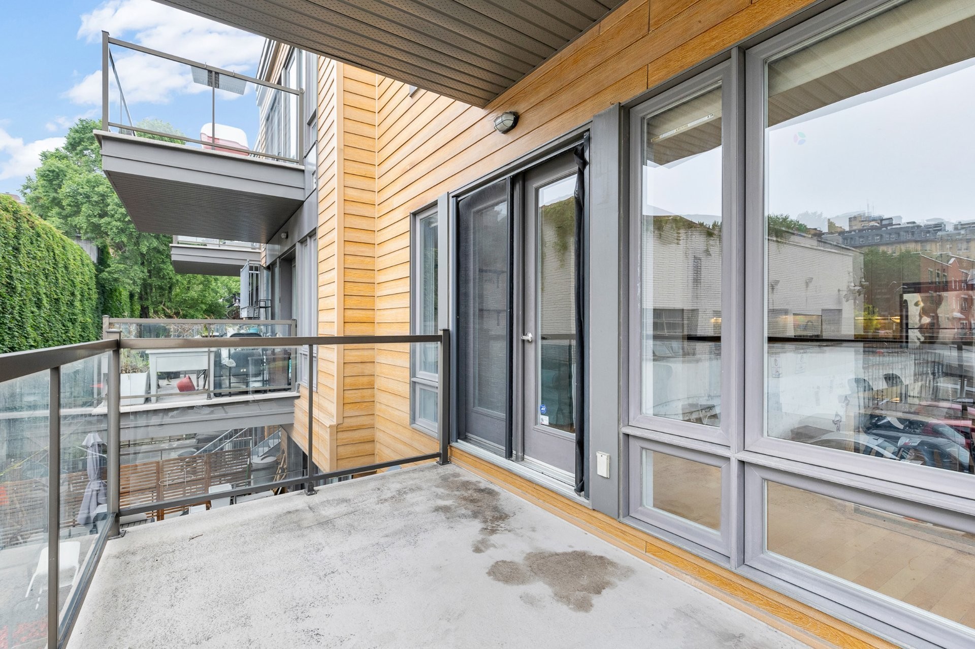 









2170


Rue Cartier

, 203,
Montréal (Ville-Marie),




QC
H2K4E8

