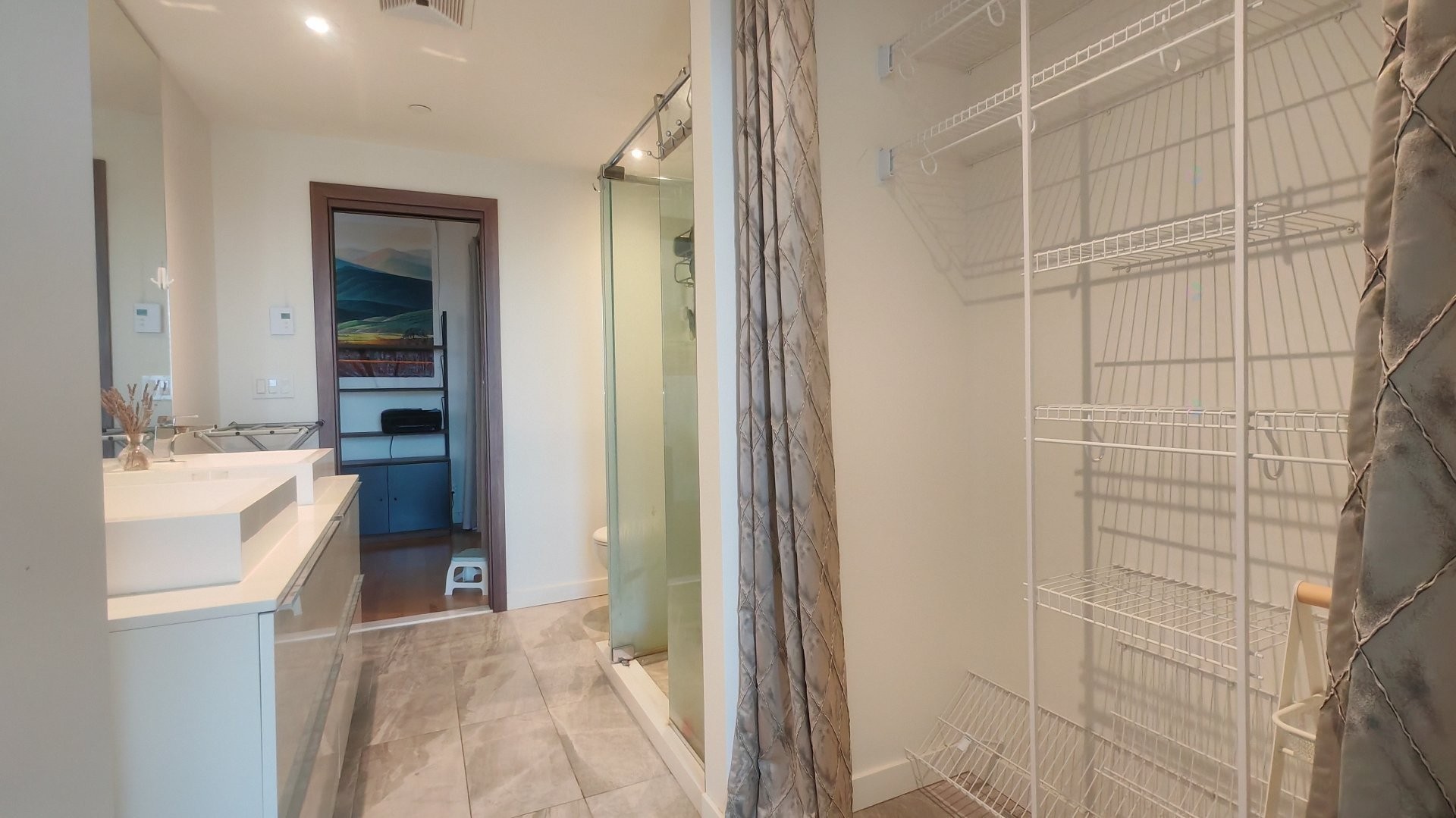 









1450


Boul. René-Lévesque O.

, 1211,
Montréal (Ville-Marie),




QC
H3G0E1

