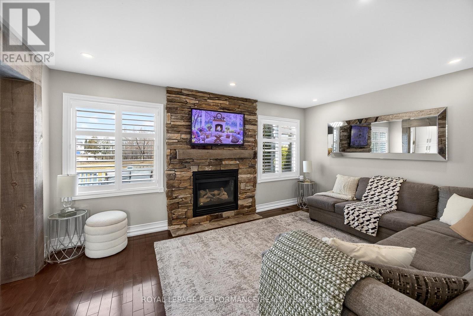 












2191 SATURN CRESCENT

,
Ottawa,




Ontario
K4A3T6

