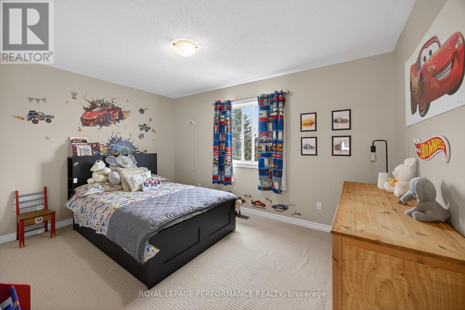 












2191 SATURN CRESCENT

,
Ottawa,




Ontario
K4A3T6

