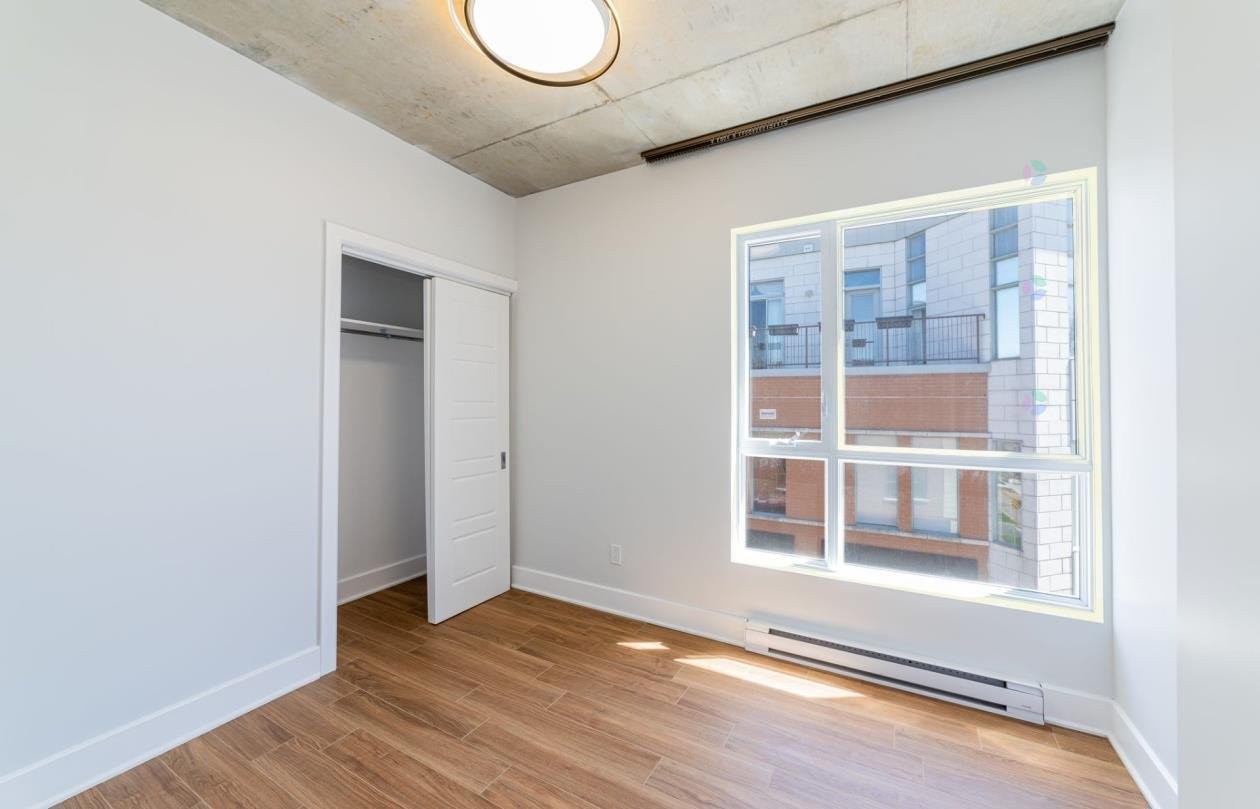 









850


Rue Ouimet

, 302,
Montréal (Saint-Laurent),




QC
H4L3P4

