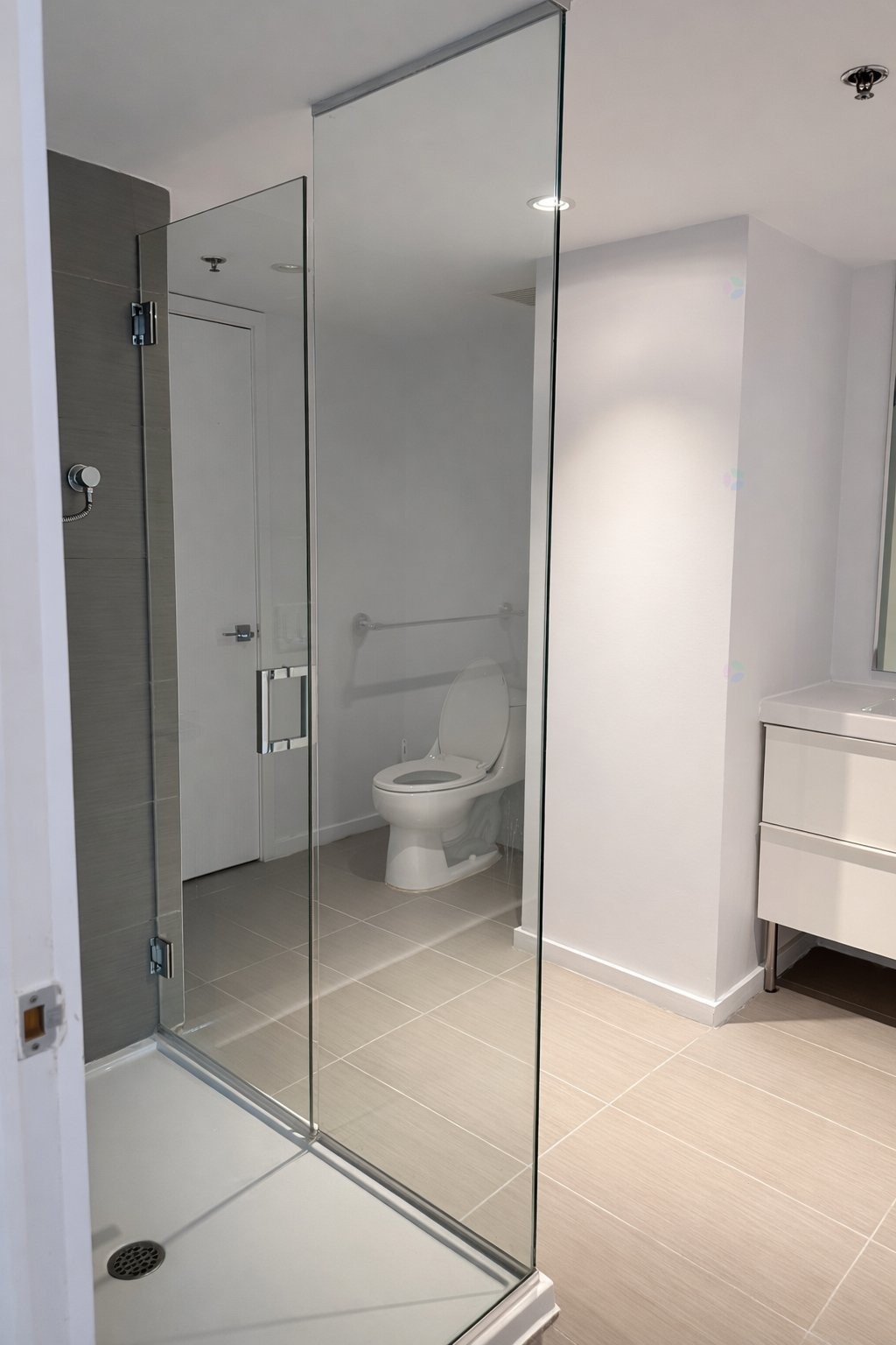 









350


Boul. De Maisonneuve O.

, 706,
Montréal (Ville-Marie),




QC
H3A0B4

