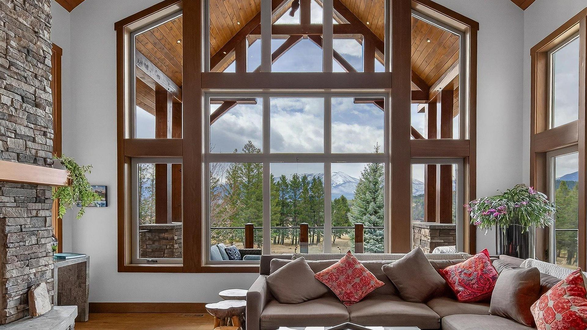 









7540


Springs

Terrace,
Radium Hot Springs,




BC
V0A 1M0

