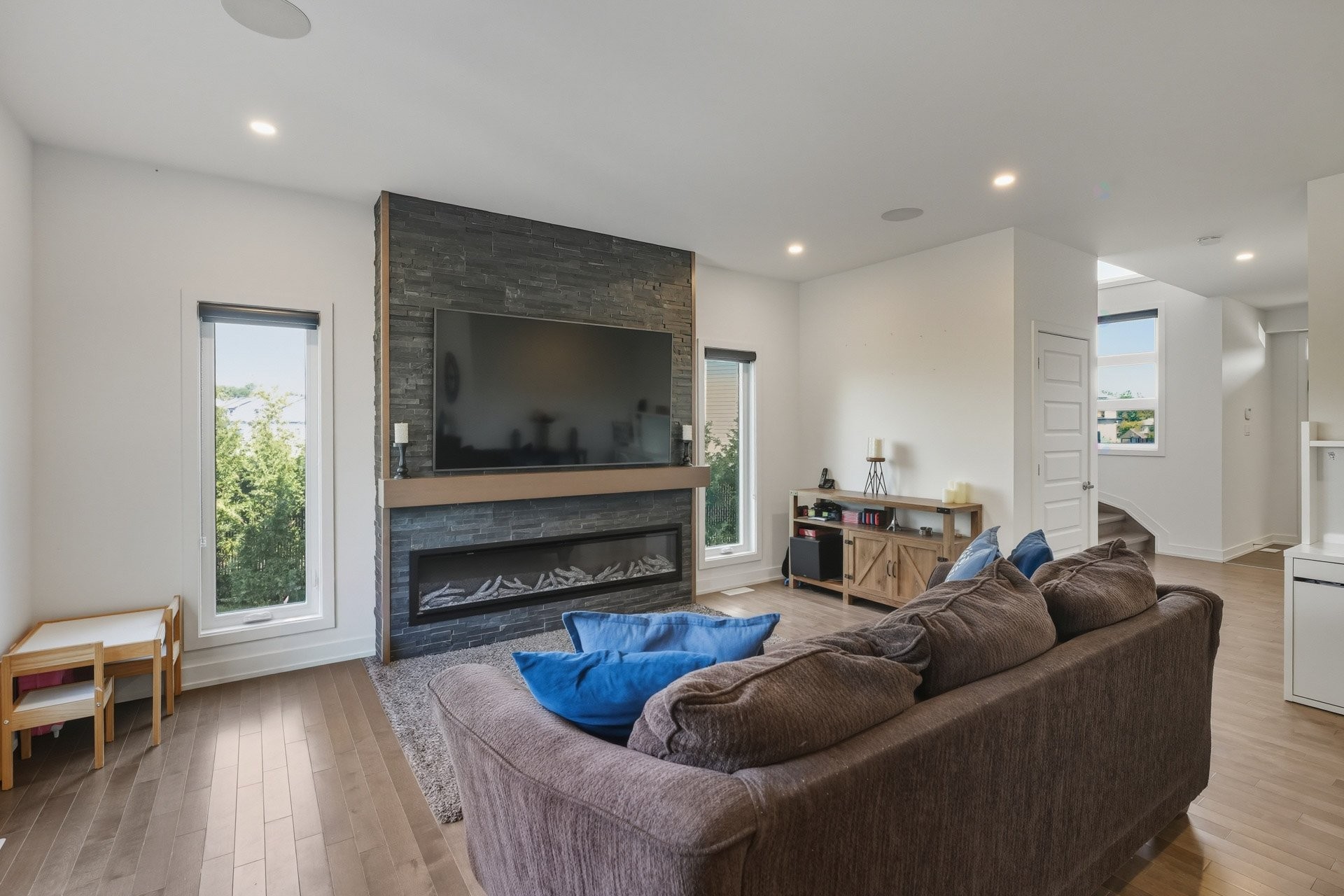 









213


Rue de Francfort

,
Gatineau (Aylmer),




QC
J9J4J9

