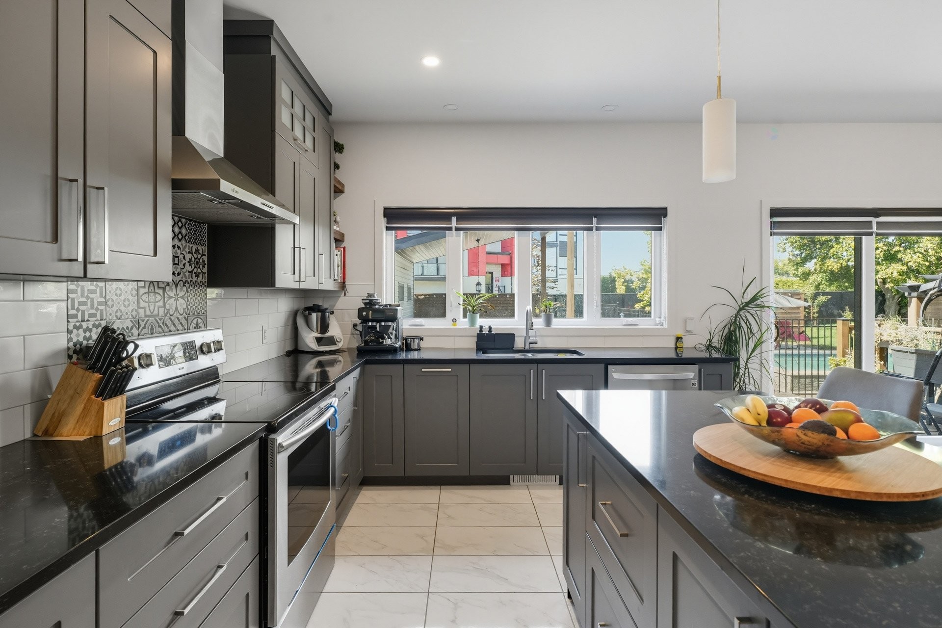 









213


Rue de Francfort

,
Gatineau (Aylmer),




QC
J9J4J9

