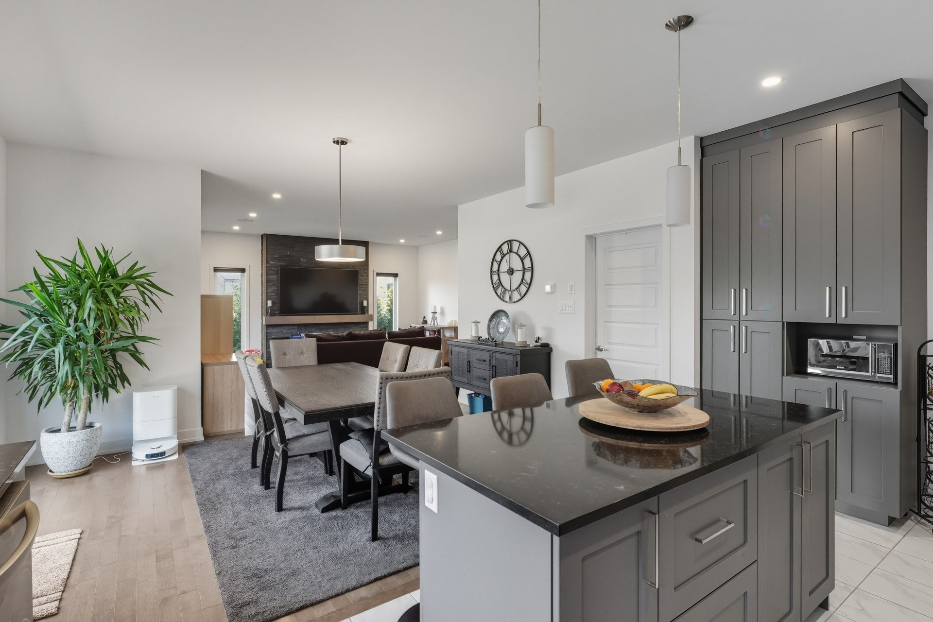 









213


Rue de Francfort

,
Gatineau (Aylmer),




QC
J9J4J9

