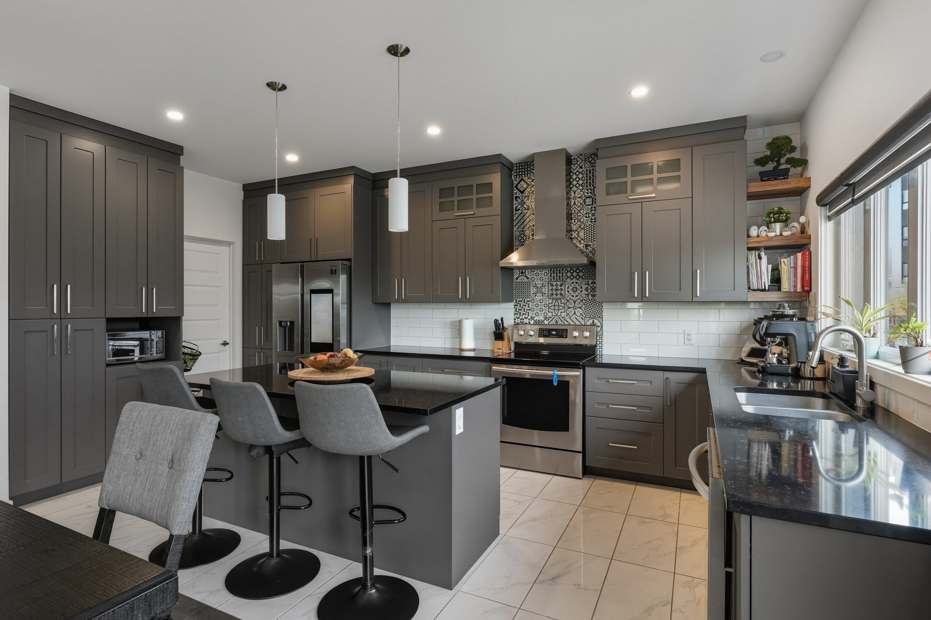 









213


Rue de Francfort

,
Gatineau (Aylmer),




QC
J9J4J9

