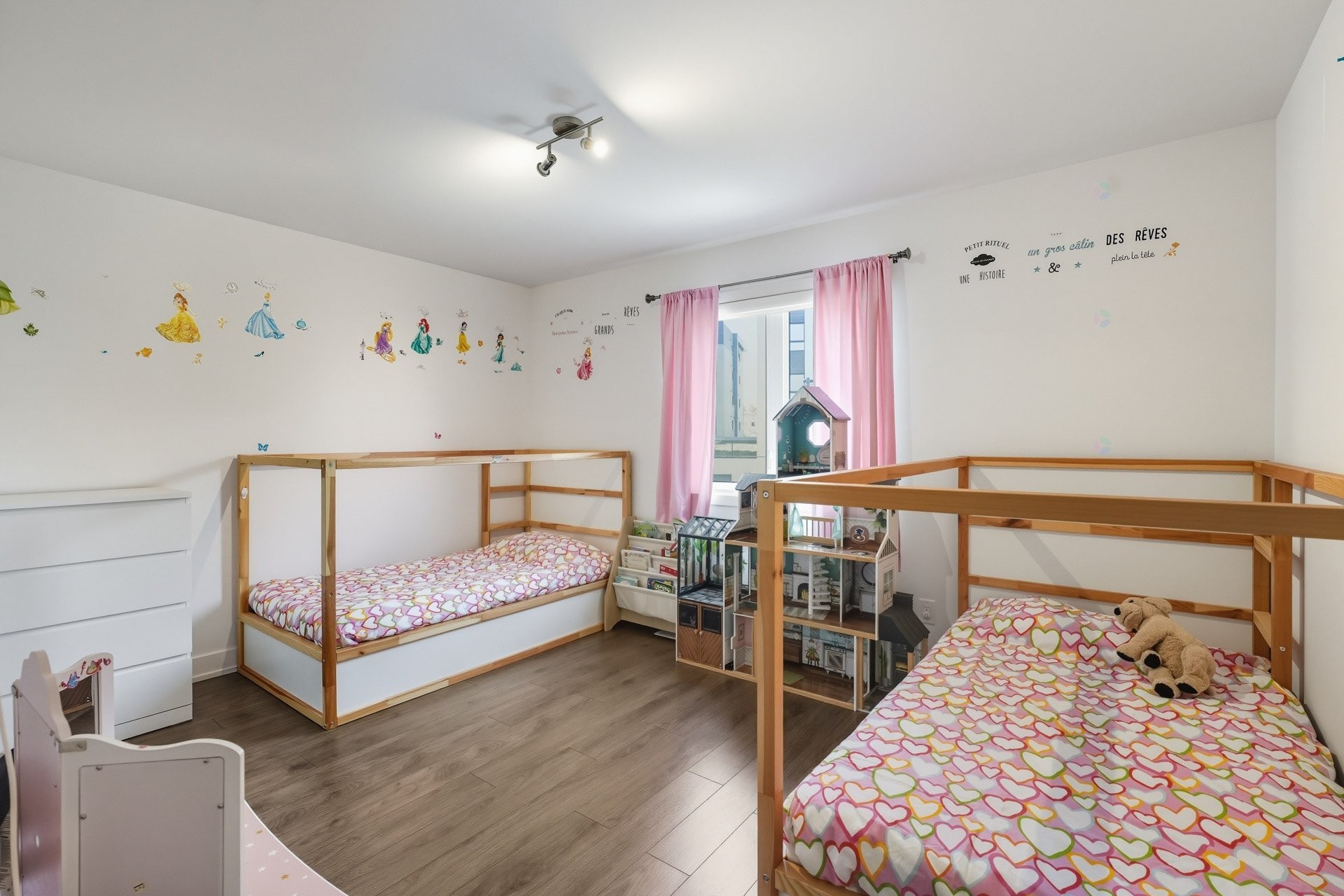 









213


Rue de Francfort

,
Gatineau (Aylmer),




QC
J9J4J9

