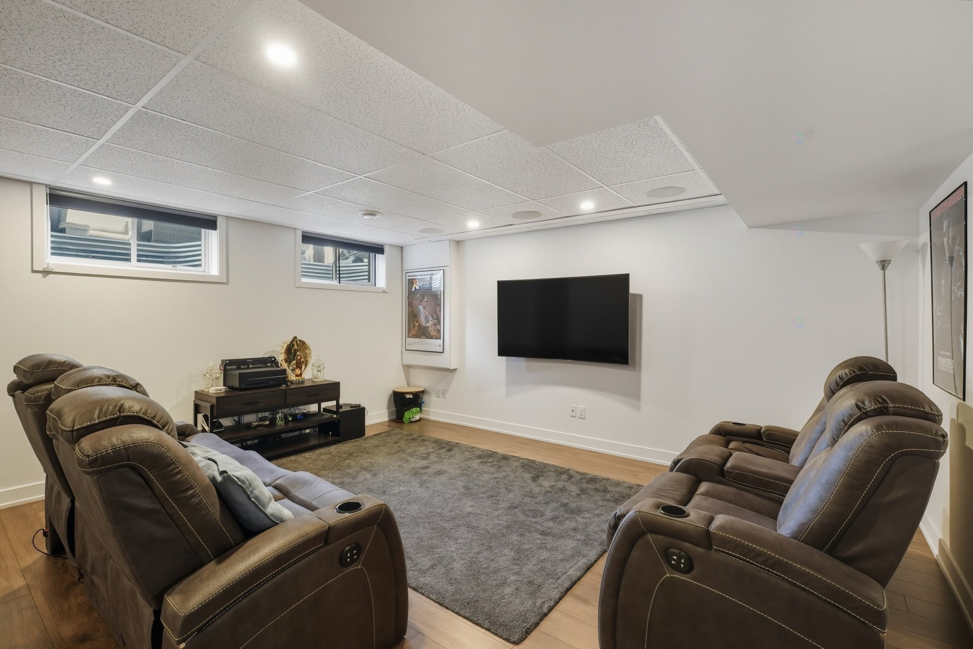 









213


Rue de Francfort

,
Gatineau (Aylmer),




QC
J9J4J9

