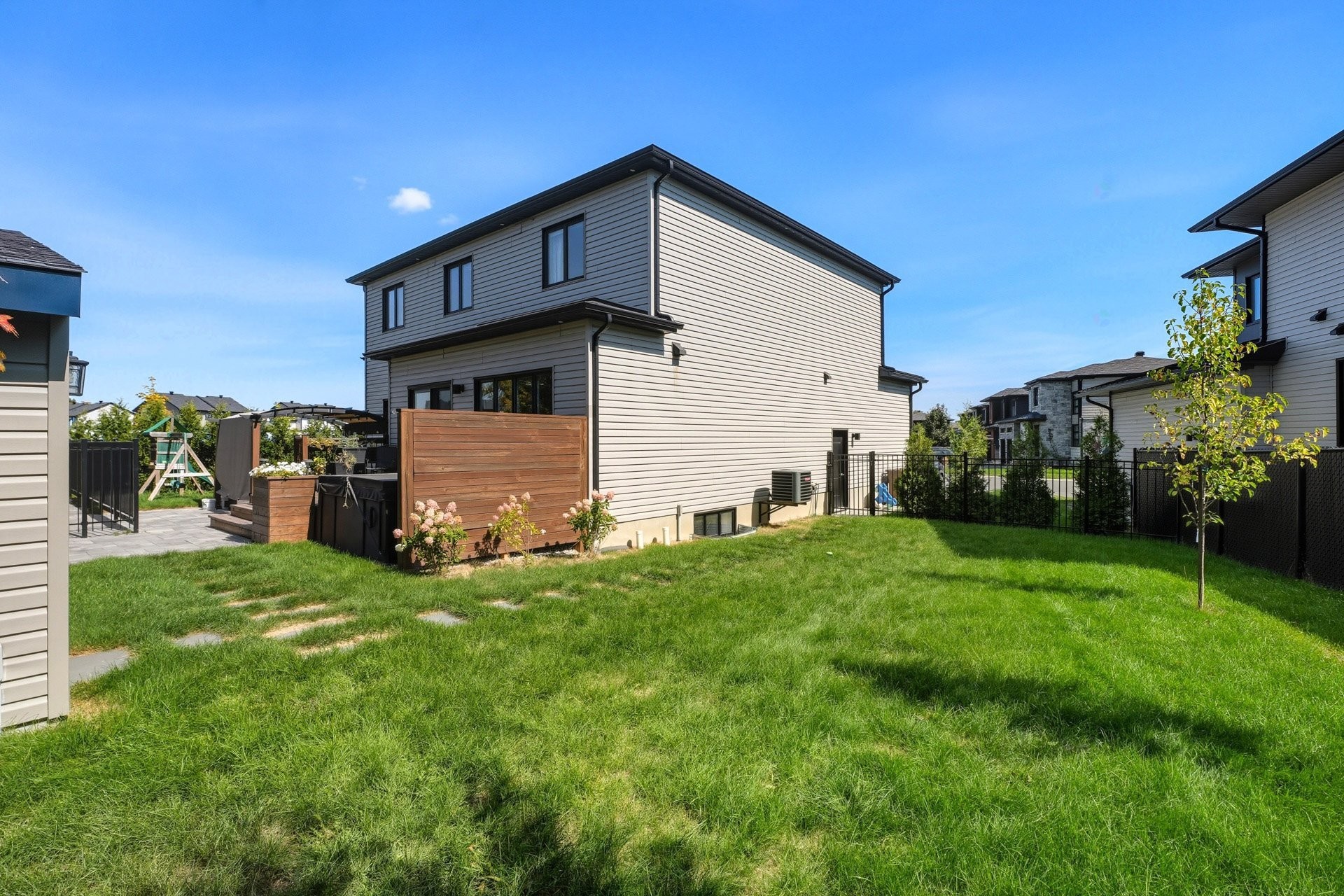 









213


Rue de Francfort

,
Gatineau (Aylmer),




QC
J9J4J9

