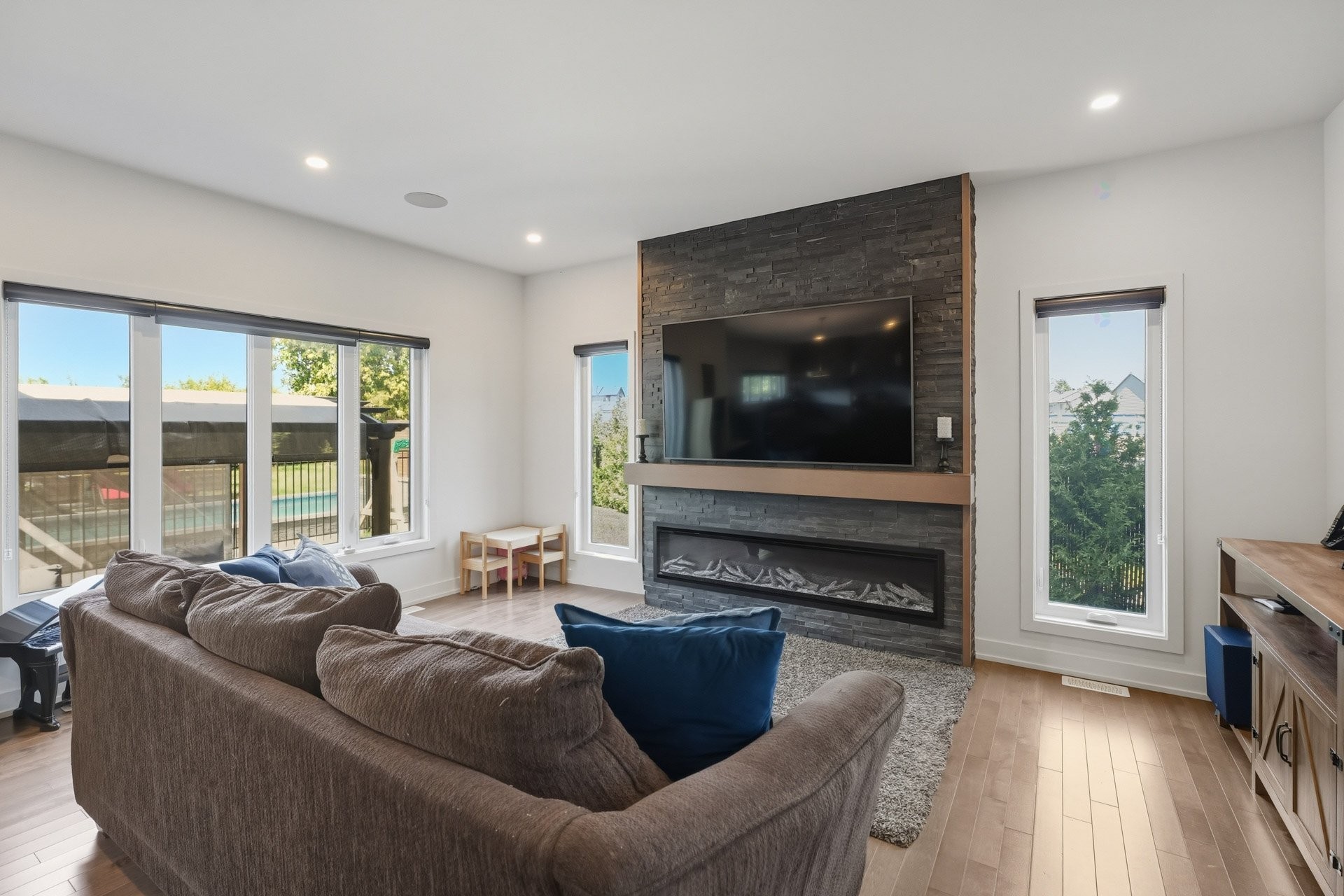 









213


Rue de Francfort

,
Gatineau (Aylmer),




QC
J9J4J9

