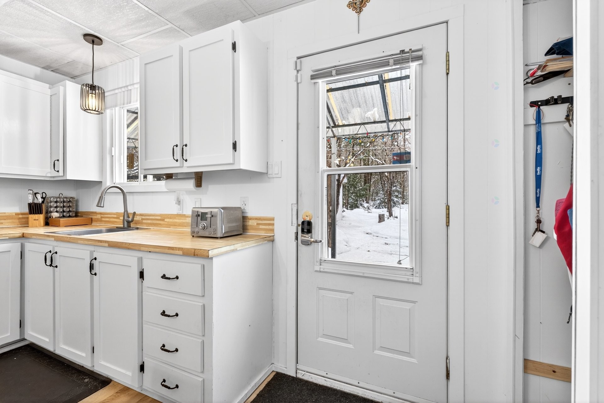 









995


Rue Camiré

,
Saint-Georges-de-Windsor,




QC
J0A1J0

