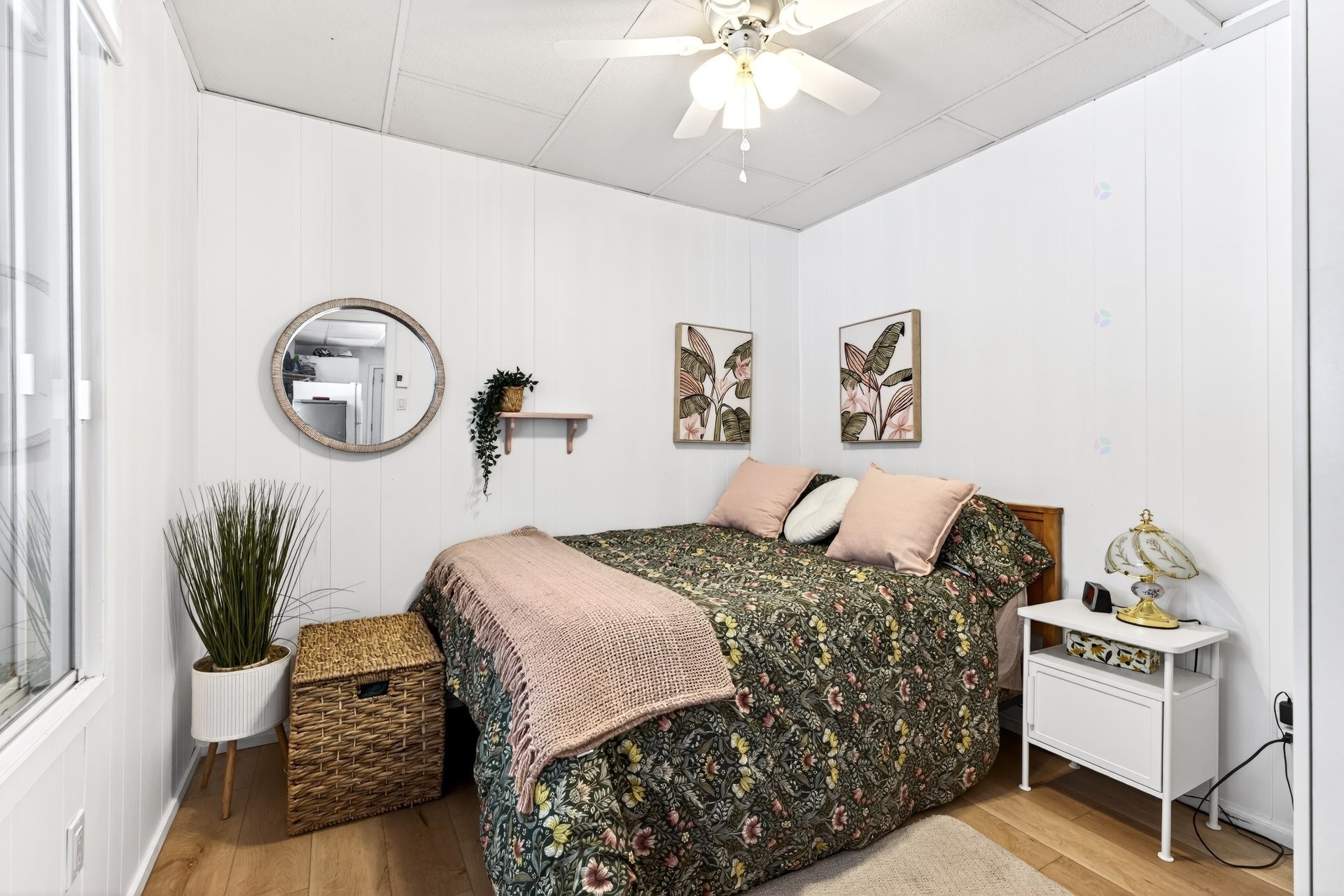 









995


Rue Camiré

,
Saint-Georges-de-Windsor,




QC
J0A1J0

