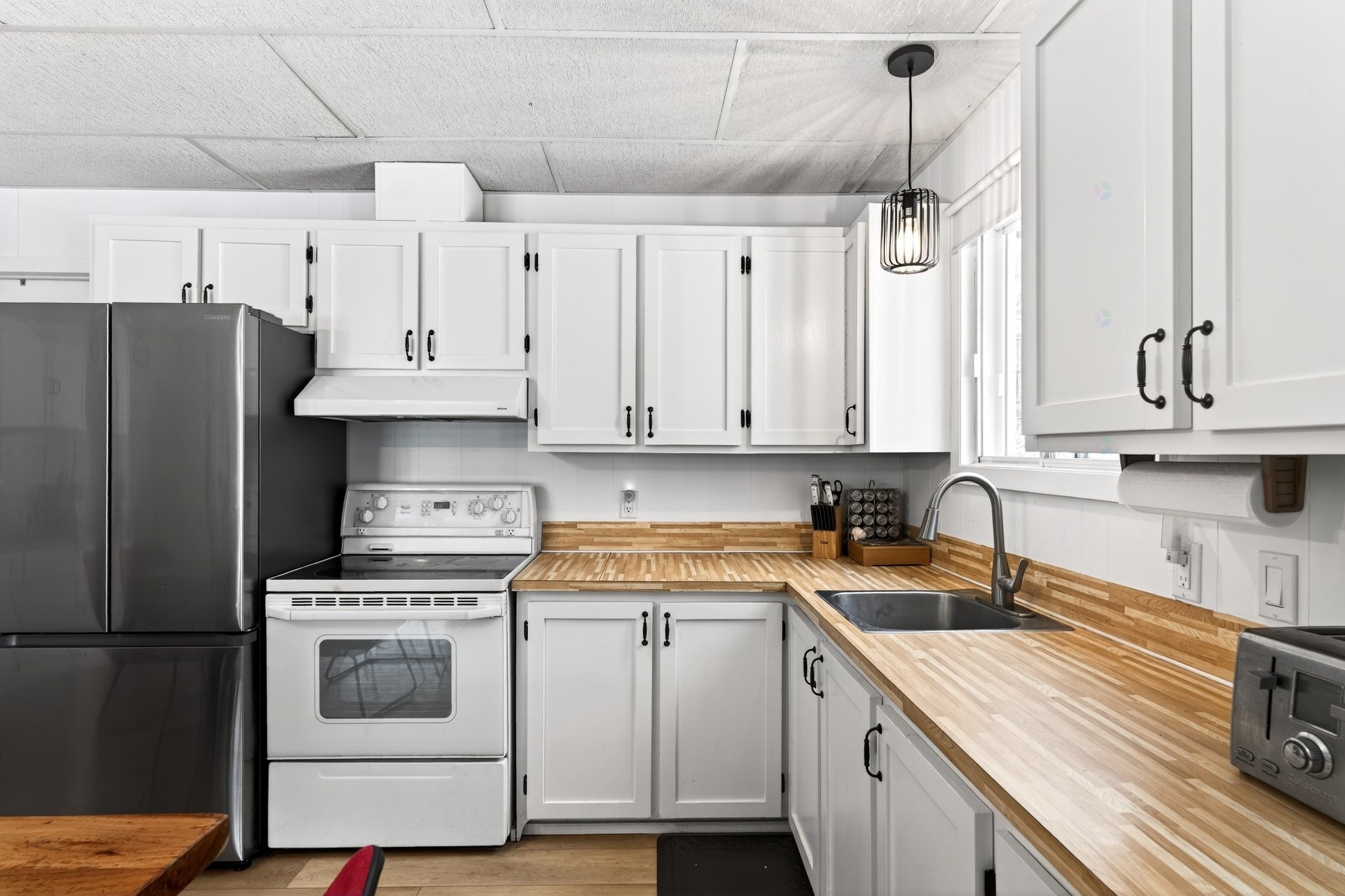 









995


Rue Camiré

,
Saint-Georges-de-Windsor,




QC
J0A1J0

