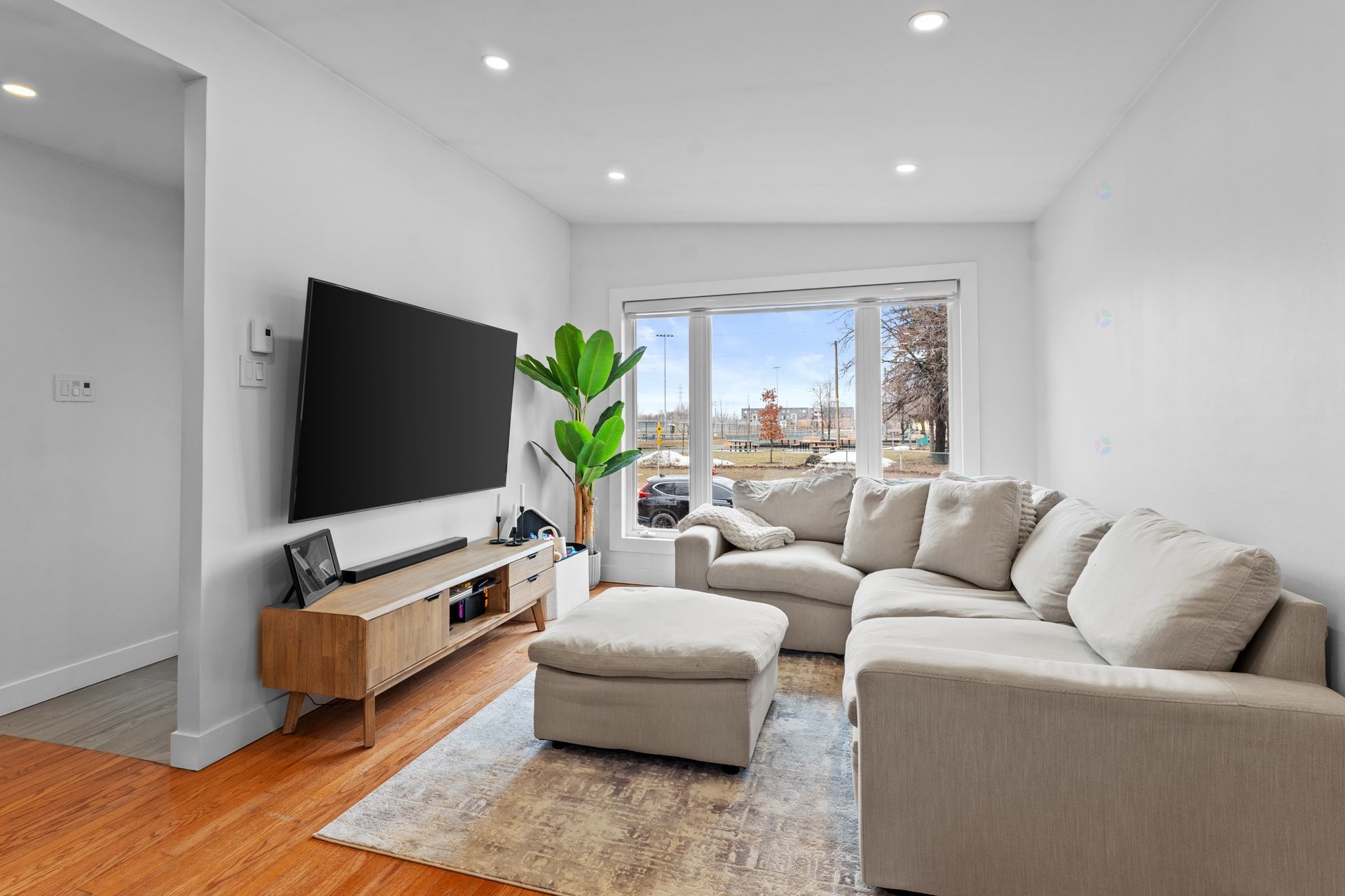 









5380


Rue de Prince-Rupert

,
Laval (Auteuil),




QC
H7K1T9

