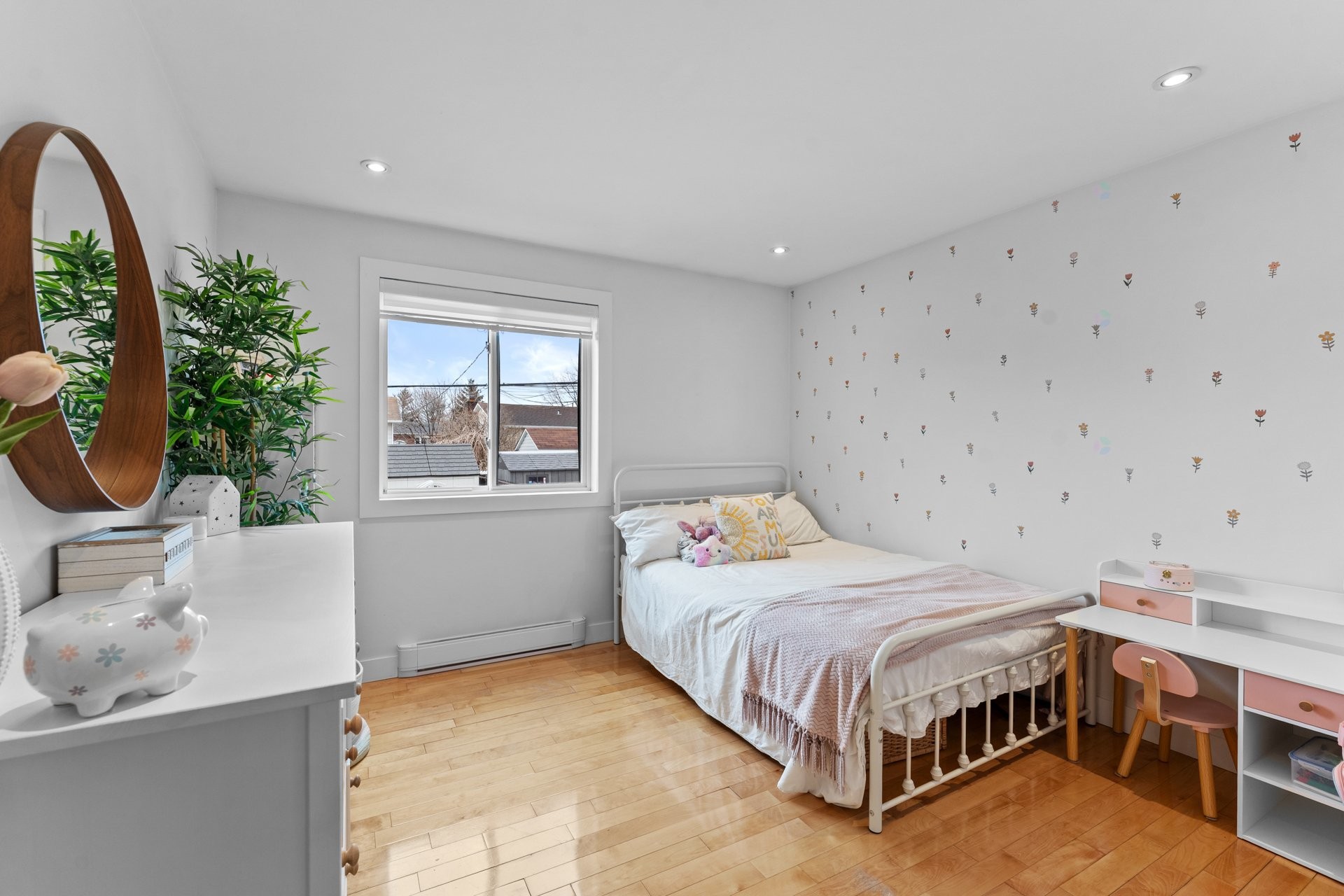 









5380


Rue de Prince-Rupert

,
Laval (Auteuil),




QC
H7K1T9

