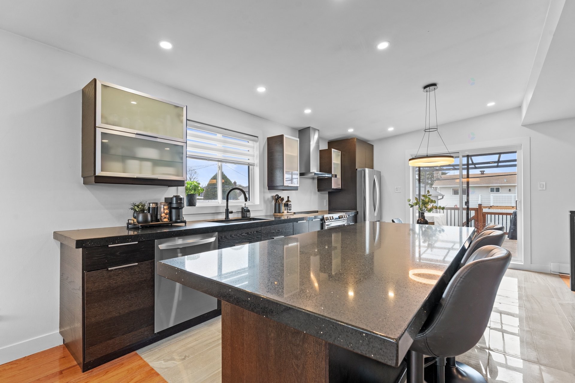 









5380


Rue de Prince-Rupert

,
Laval (Auteuil),




QC
H7K1T9

