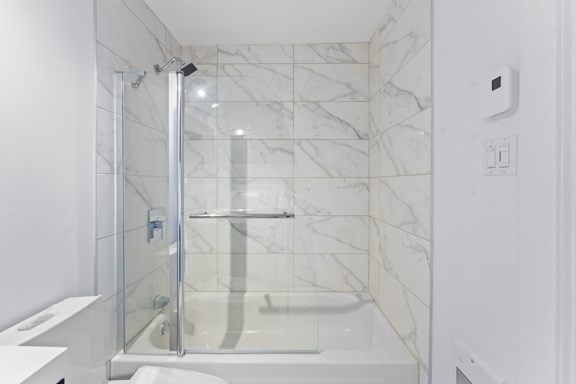 









5380


Rue de Prince-Rupert

,
Laval (Auteuil),




QC
H7K1T9

