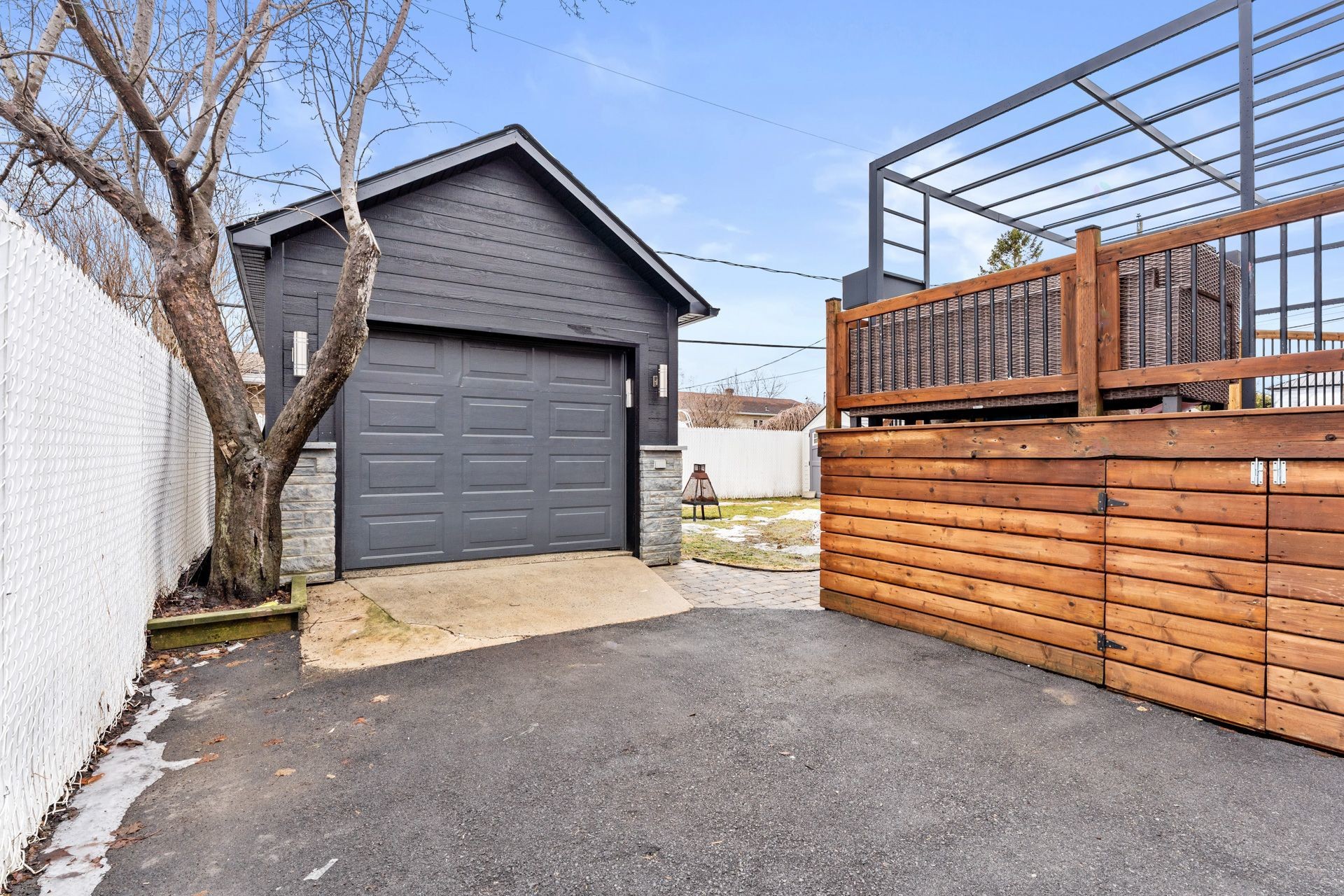 









5380


Rue de Prince-Rupert

,
Laval (Auteuil),




QC
H7K1T9

