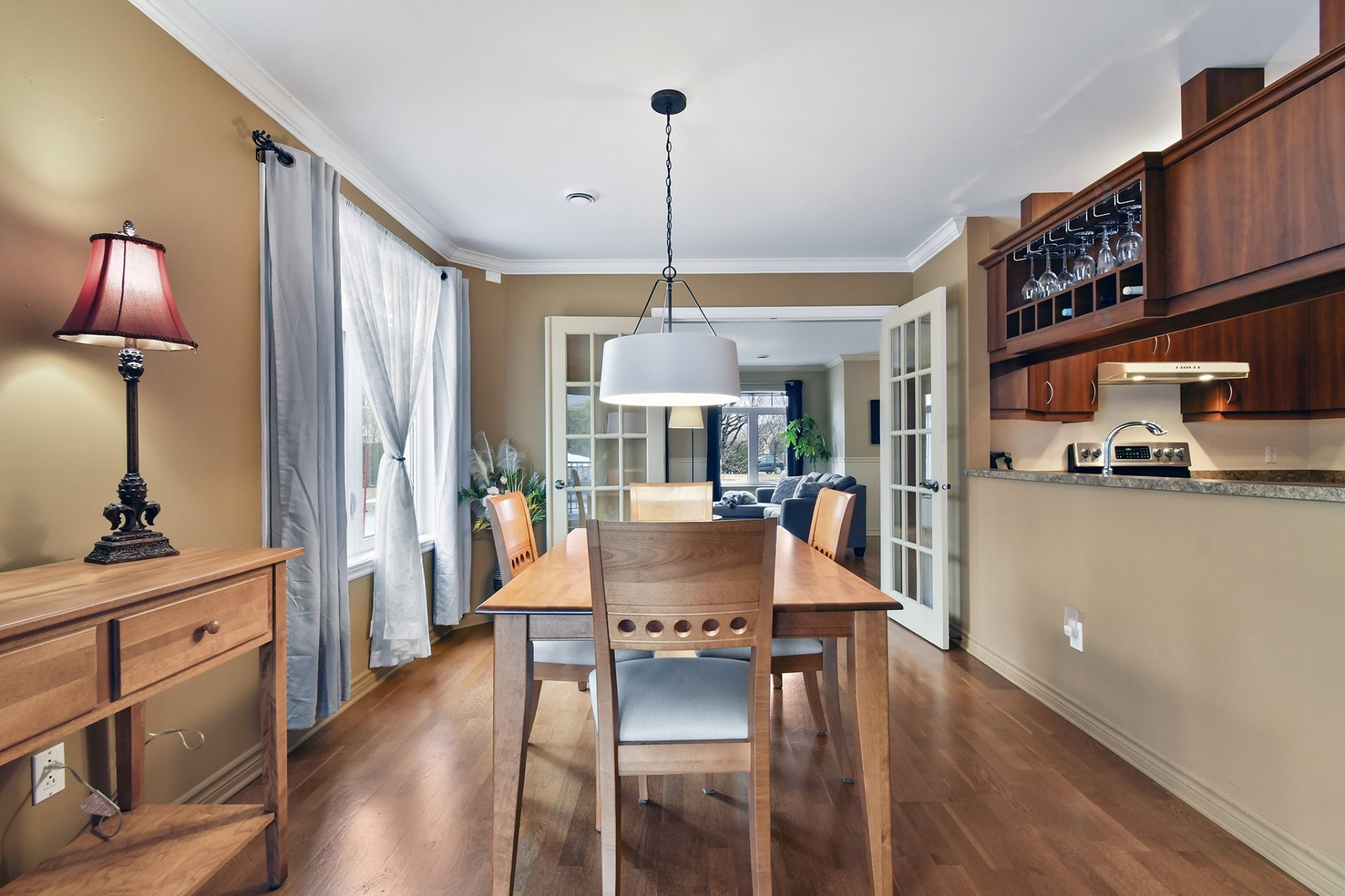 









50


37e Avenue E.

, 102,
Blainville,




QC
J7C5Z5

