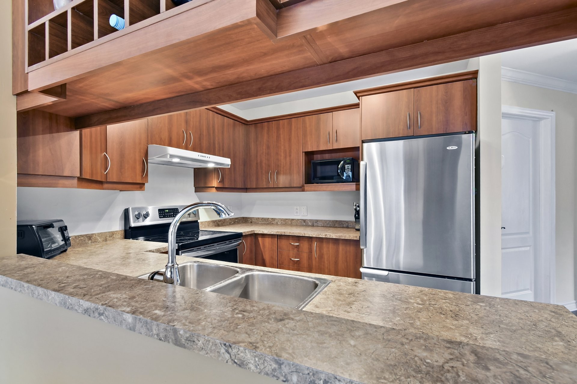 









50


37e Avenue E.

, 102,
Blainville,




QC
J7C5Z5

