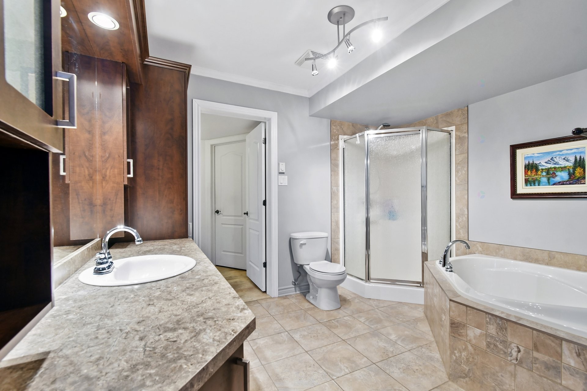 









50


37e Avenue E.

, 102,
Blainville,




QC
J7C5Z5


