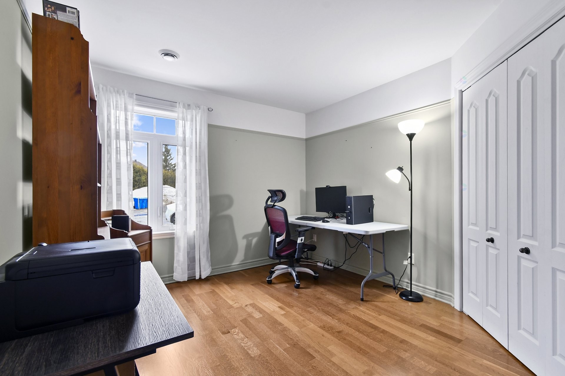 









50


37e Avenue E.

, 102,
Blainville,




QC
J7C5Z5

