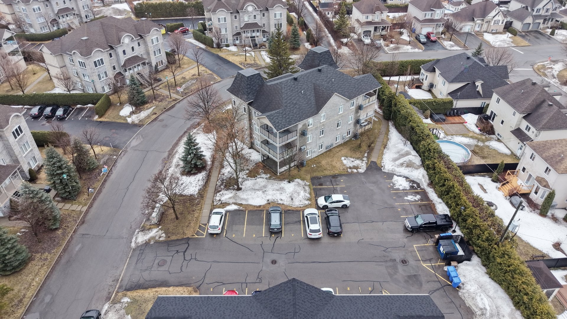 









50


37e Avenue E.

, 102,
Blainville,




QC
J7C5Z5

