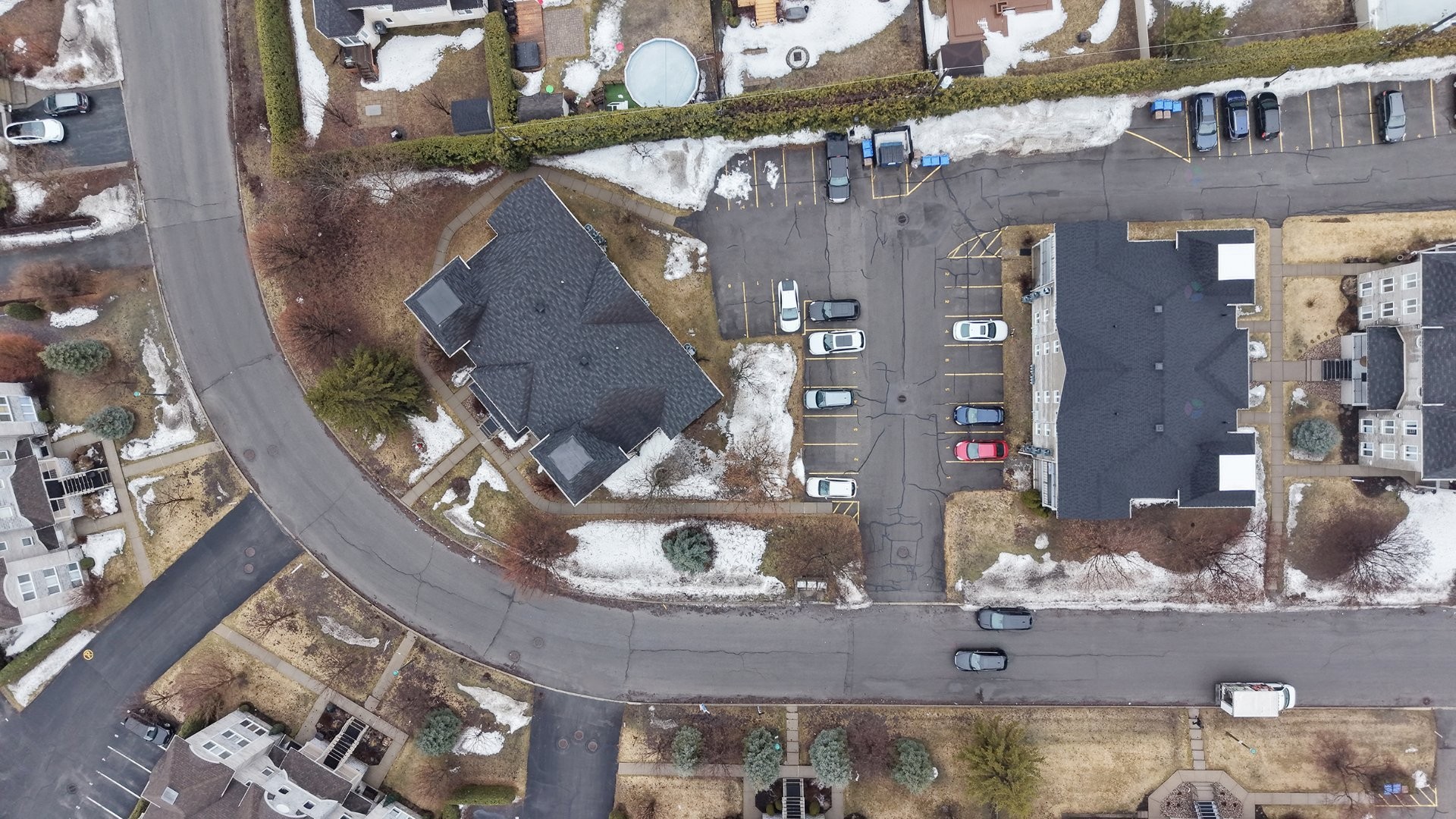 









50


37e Avenue E.

, 102,
Blainville,




QC
J7C5Z5

