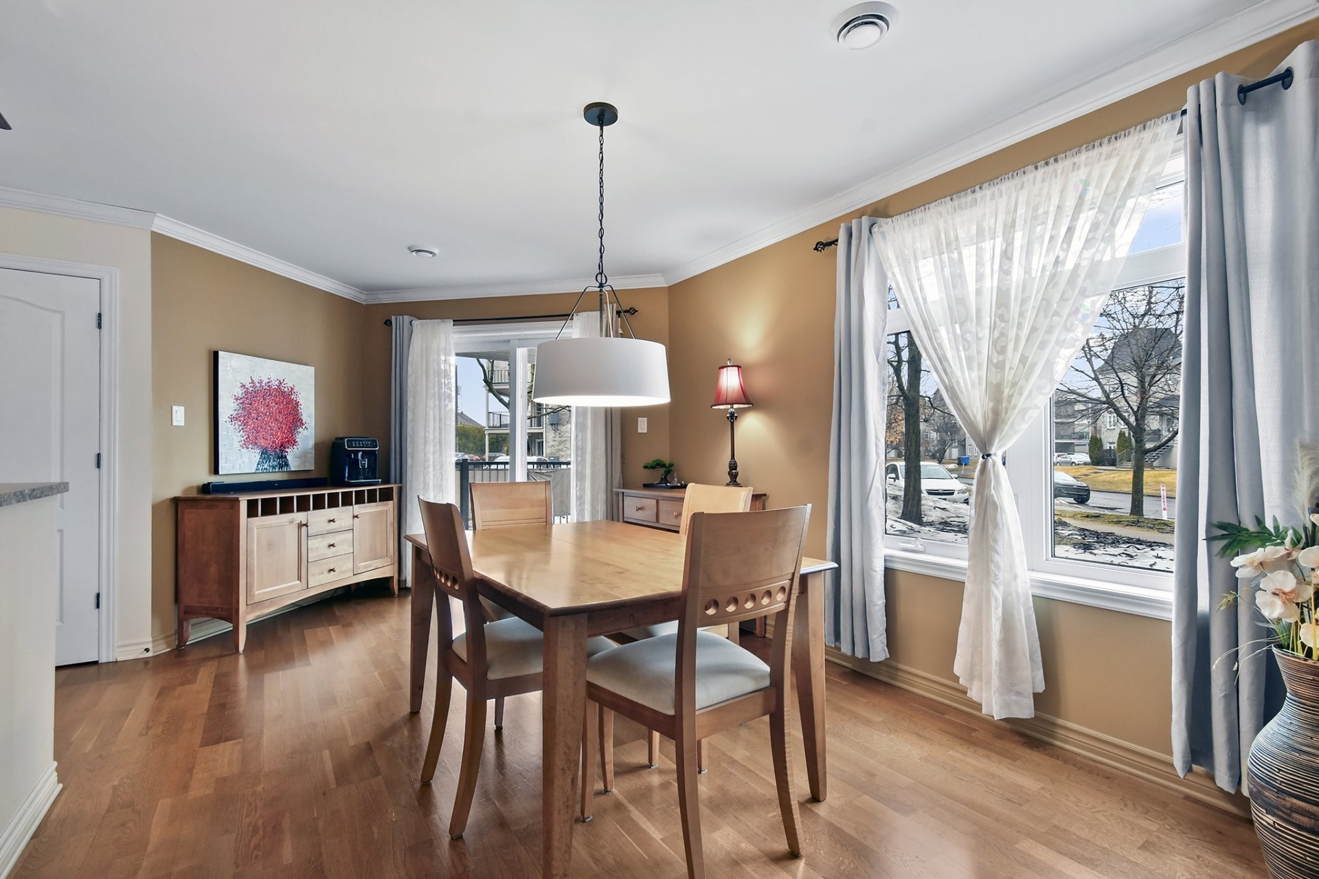 









50


37e Avenue E.

, 102,
Blainville,




QC
J7C5Z5

