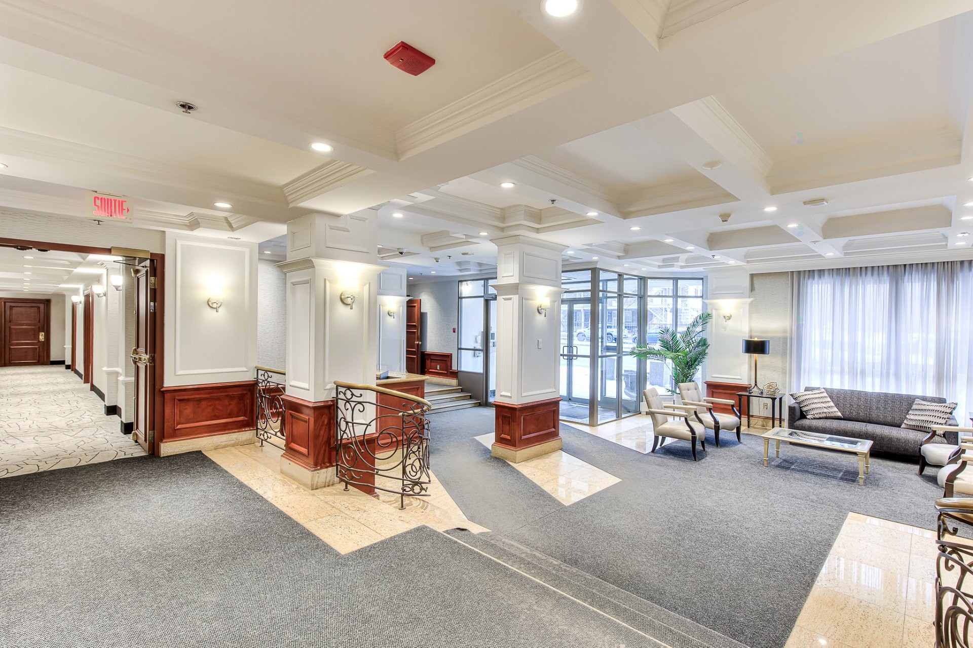 









1700


Boul. René-Lévesque O.

, 104,
Montréal (Ville-Marie),




QC
H3H2V1

