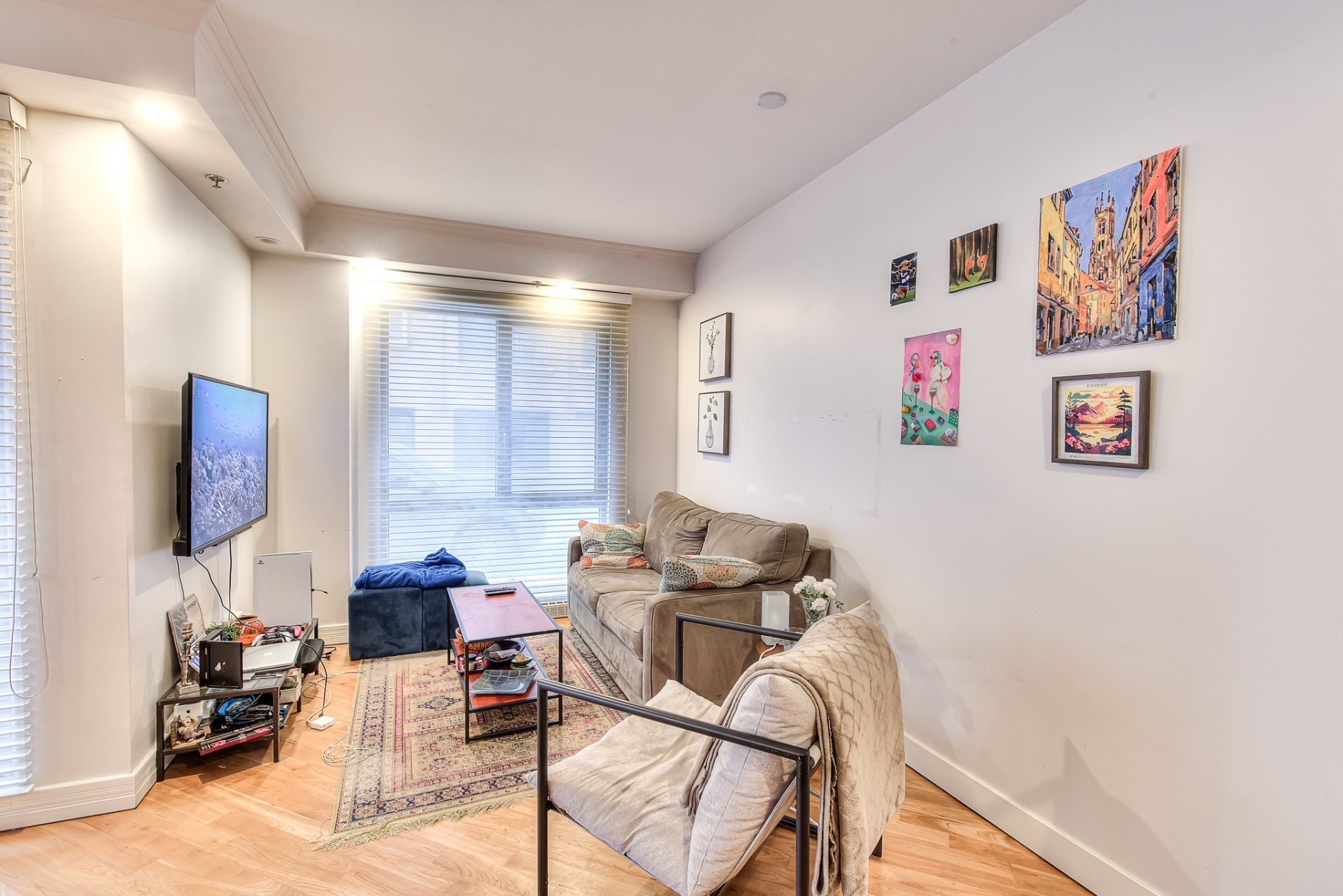 









1700


Boul. René-Lévesque O.

, 104,
Montréal (Ville-Marie),




QC
H3H2V1

