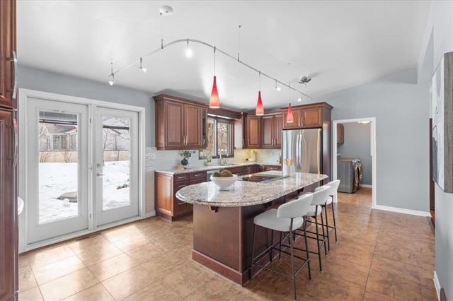 









25


KEMPER

CR,
Headingley,




MB
R4J 1A6

