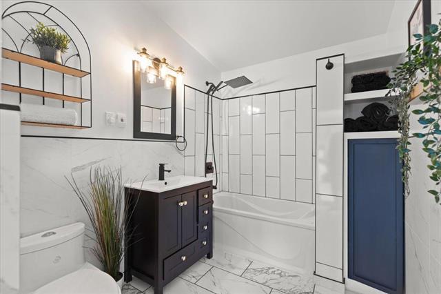 









25


KEMPER

CR,
Headingley,




MB
R4J 1A6

